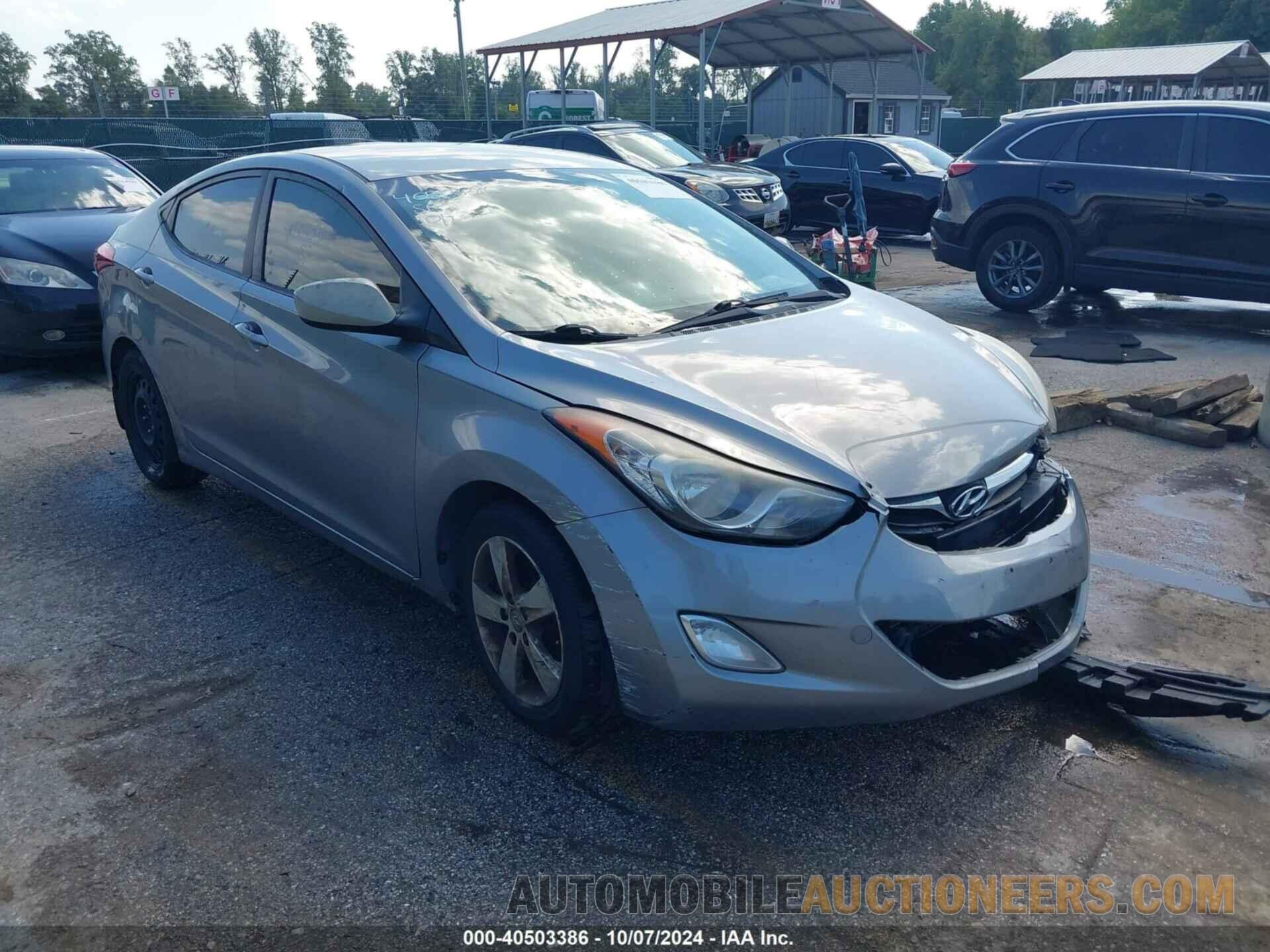 KMHDH4AE8CU186391 HYUNDAI ELANTRA 2012