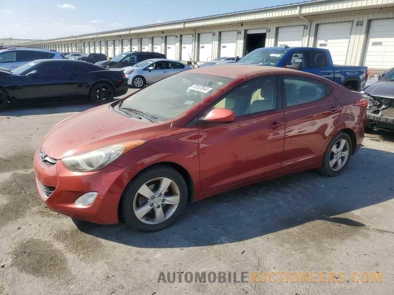 KMHDH4AE8DU489785 HYUNDAI ELANTRA 2013