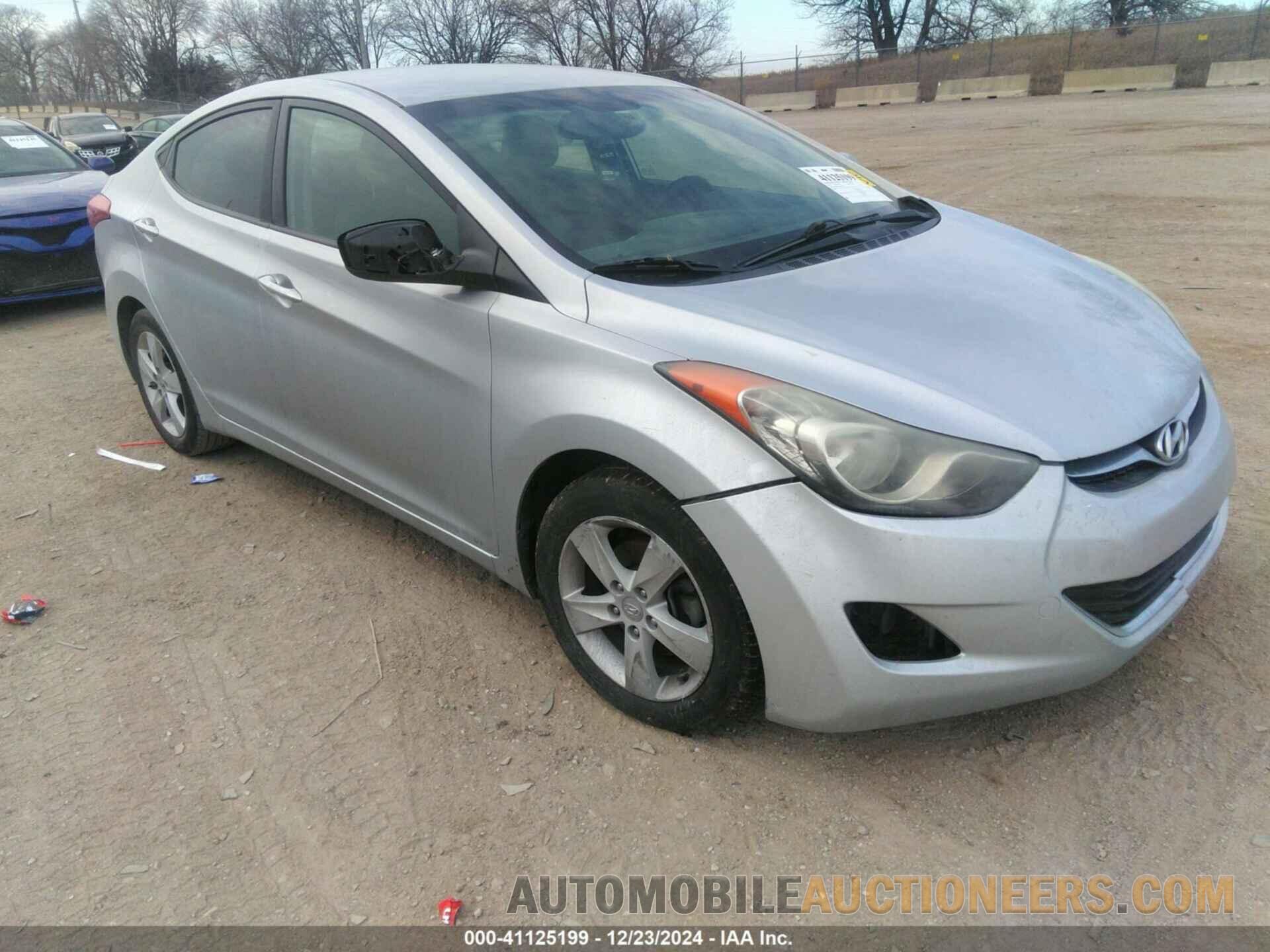 KMHDH4AE8DU499345 HYUNDAI ELANTRA 2013