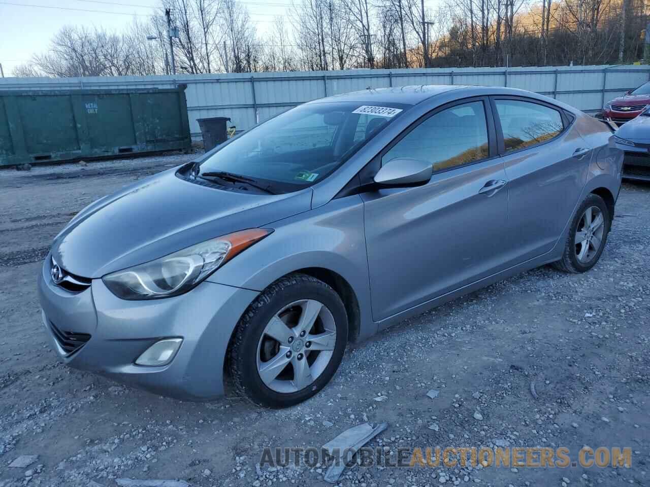 KMHDH4AE8DU533767 HYUNDAI ELANTRA 2013