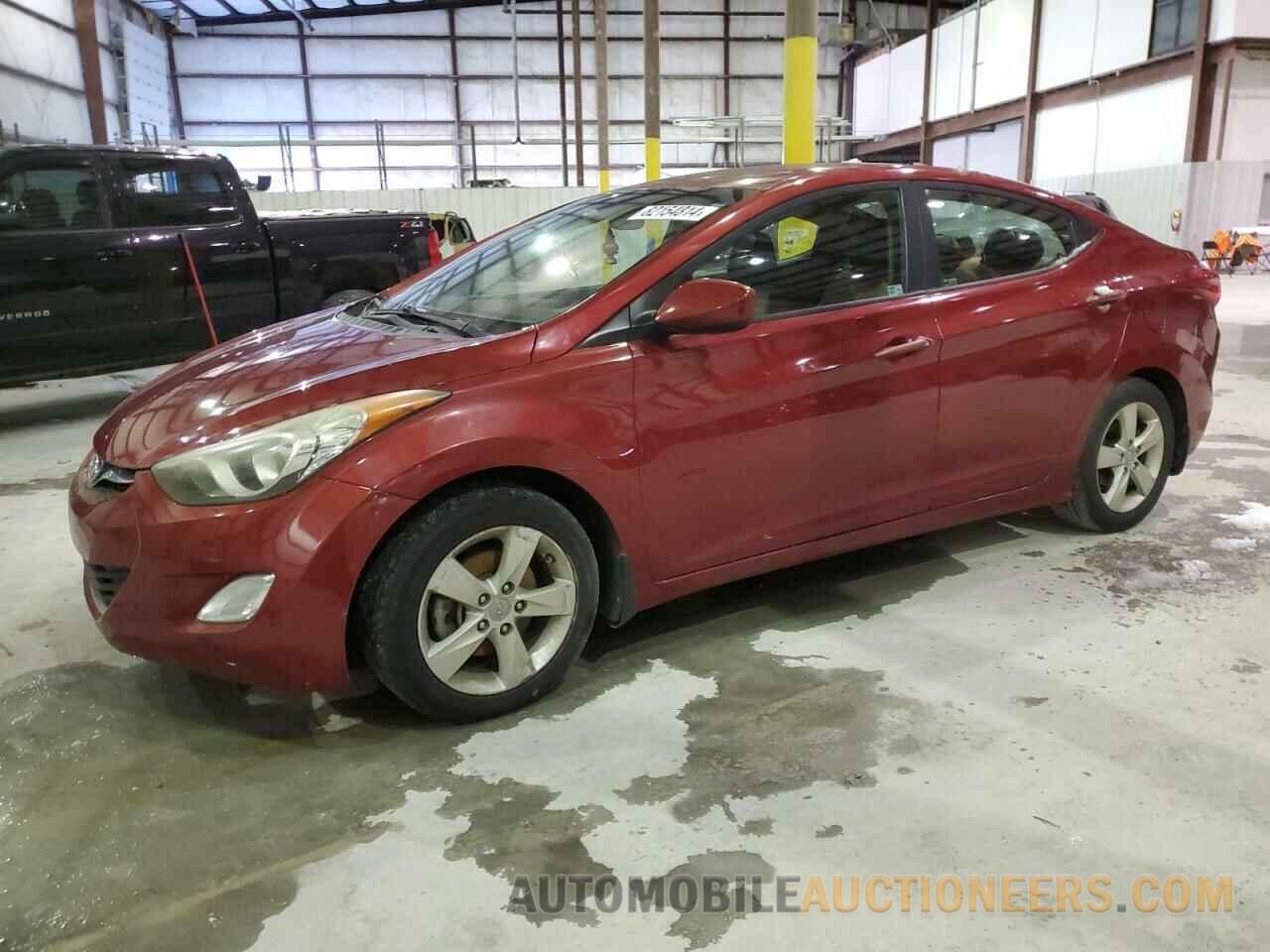 KMHDH4AE8DU683846 HYUNDAI ELANTRA 2013