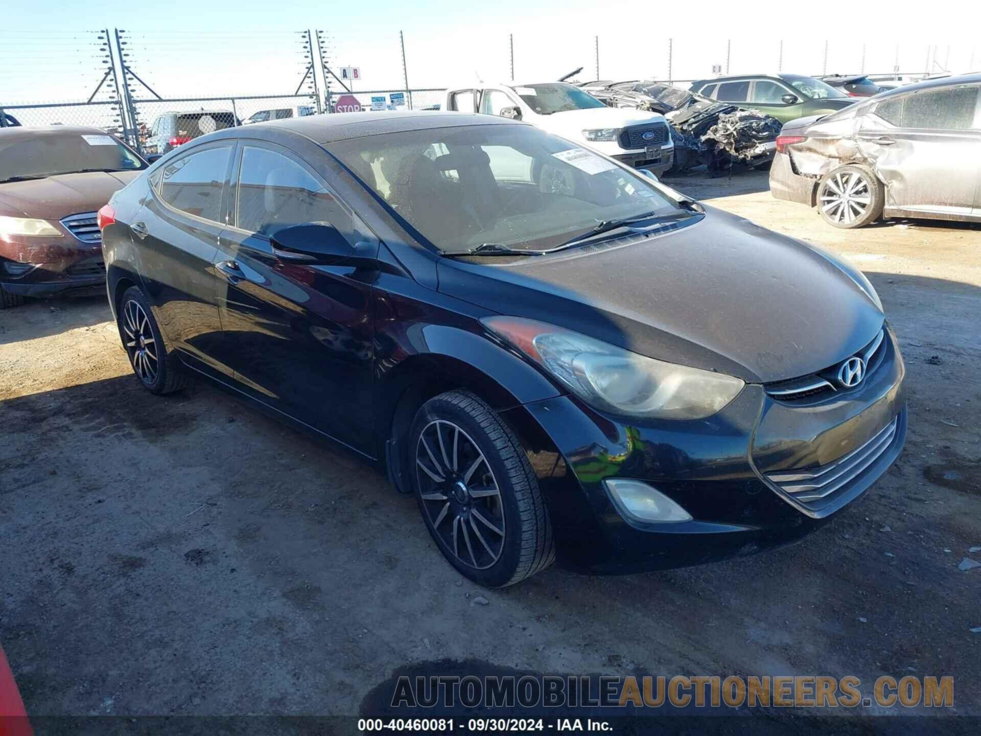 KMHDH4AE8DU812409 HYUNDAI ELANTRA 2013