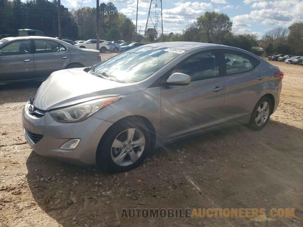 KMHDH4AE8DU892603 HYUNDAI ELANTRA 2013