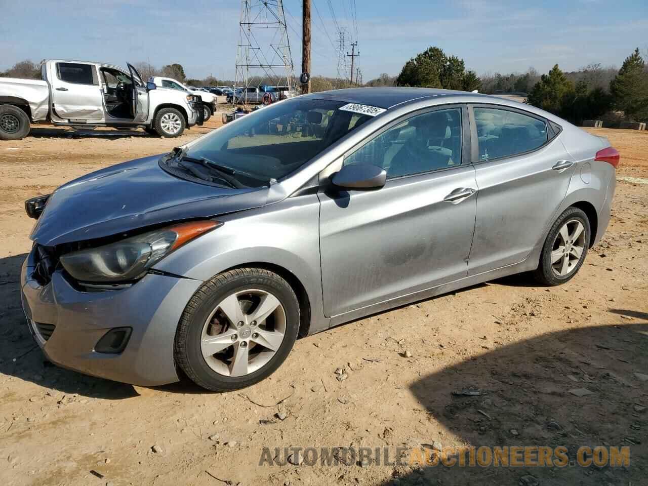 KMHDH4AE8DU937958 HYUNDAI ELANTRA 2013