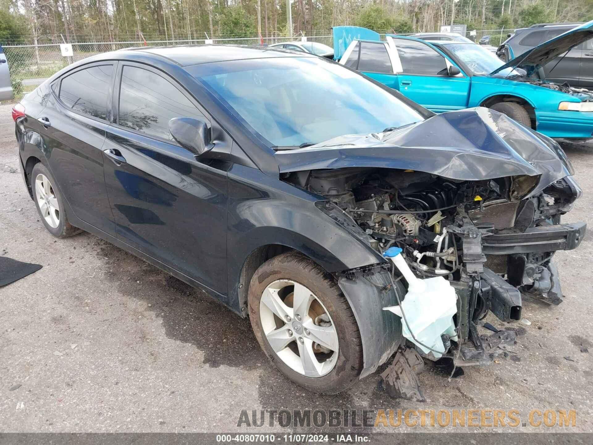 KMHDH4AE8DU992720 HYUNDAI ELANTRA 2013