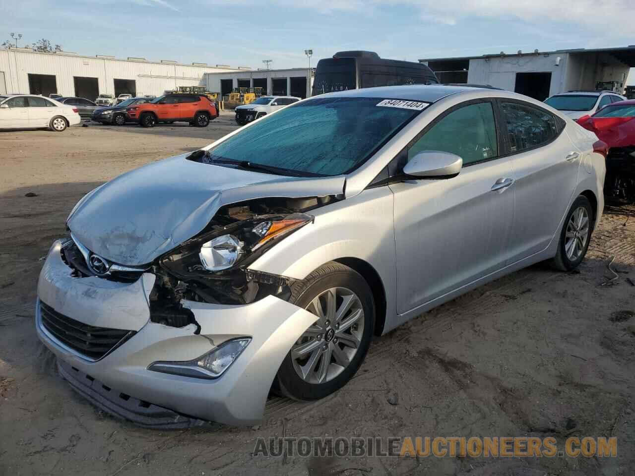 KMHDH4AE8GU588627 HYUNDAI ELANTRA 2016