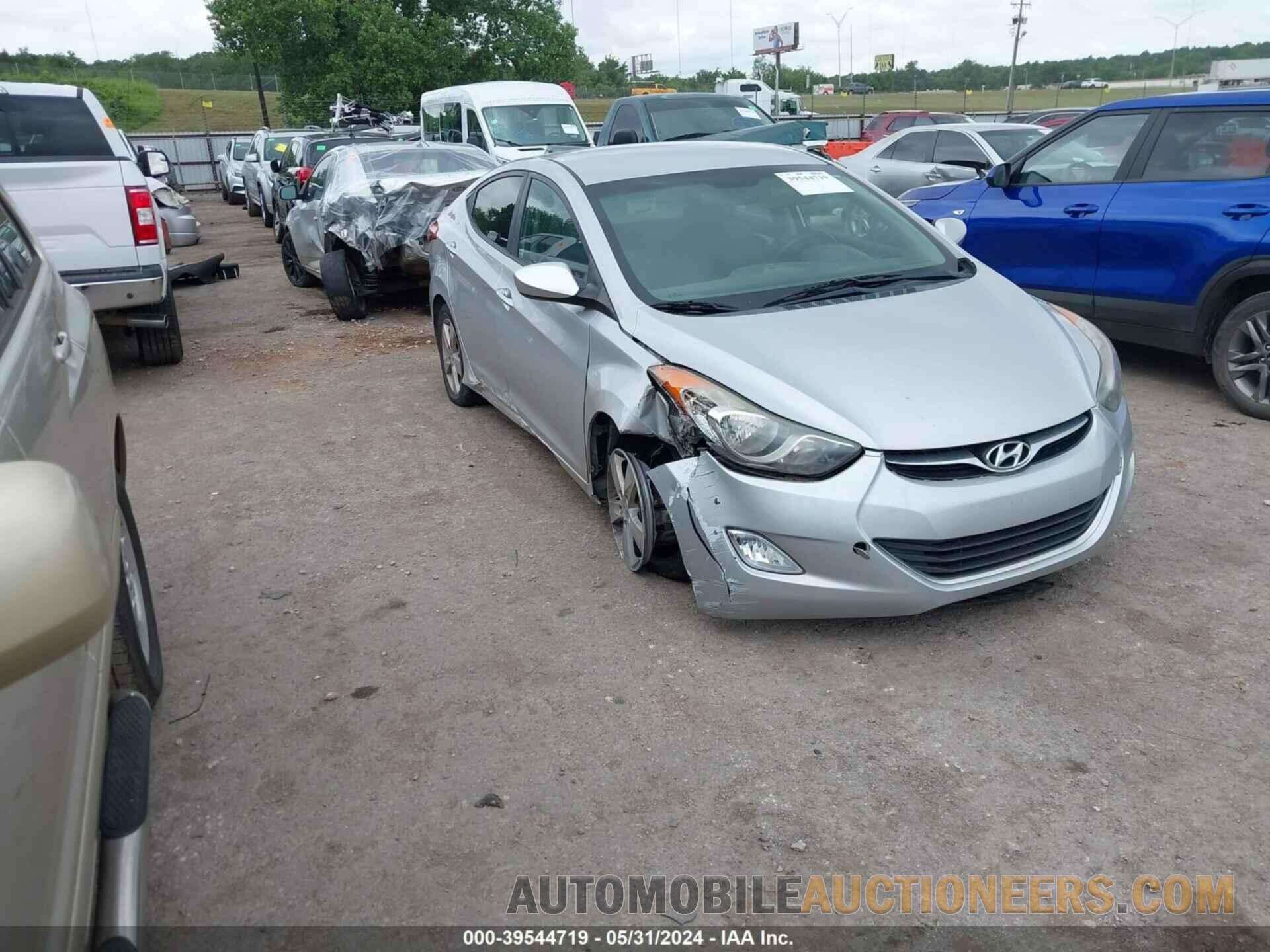 KMHDH4AE9DU545202 HYUNDAI ELANTRA 2013