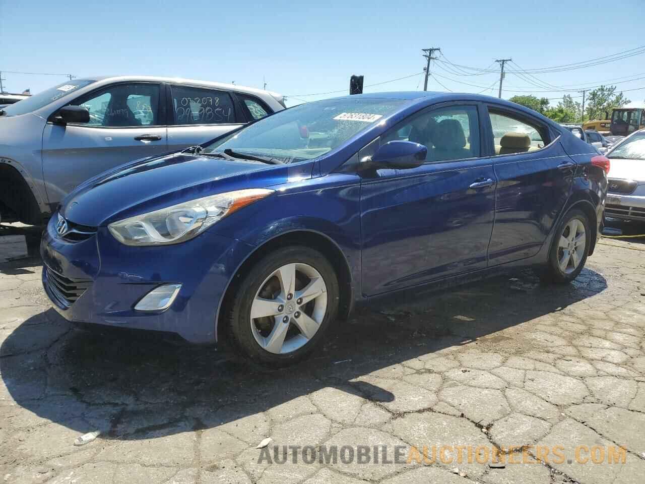 KMHDH4AE9DU632288 HYUNDAI ELANTRA 2013