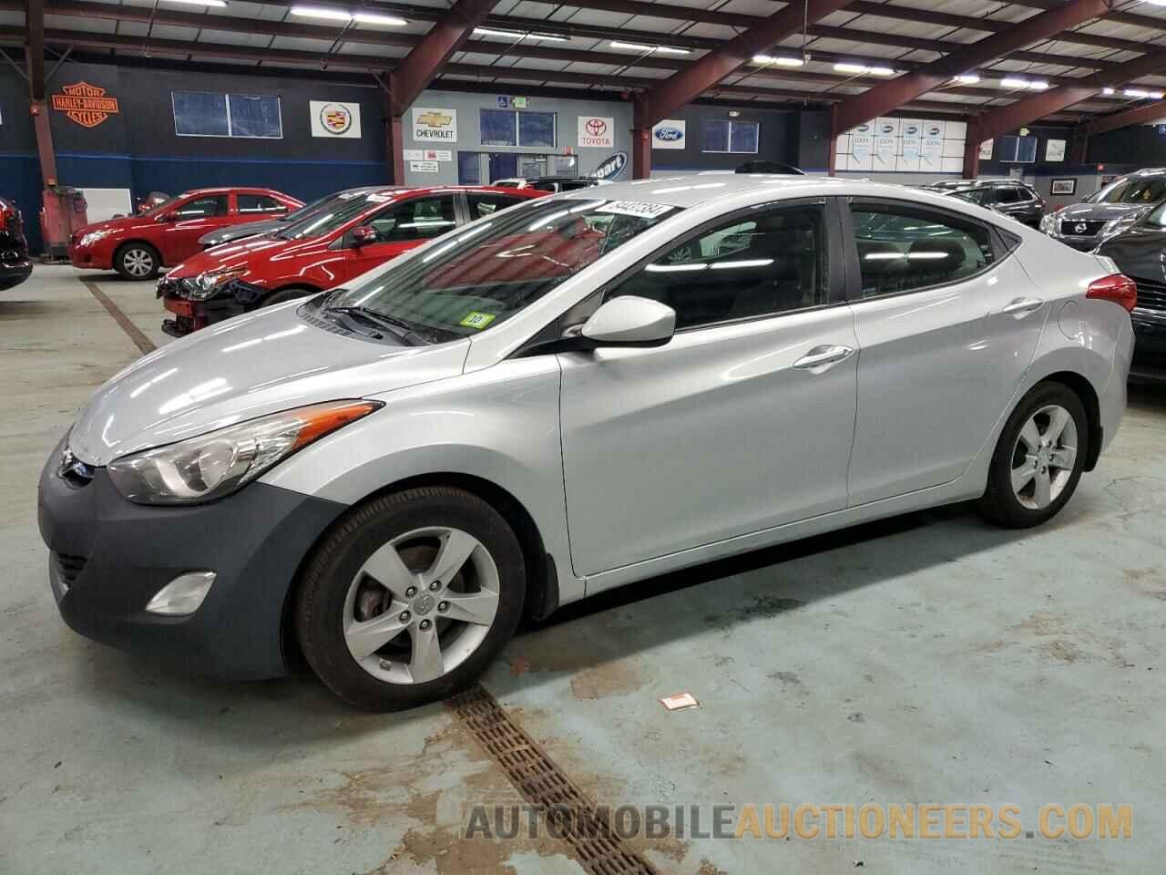 KMHDH4AE9DU828277 HYUNDAI ELANTRA 2013