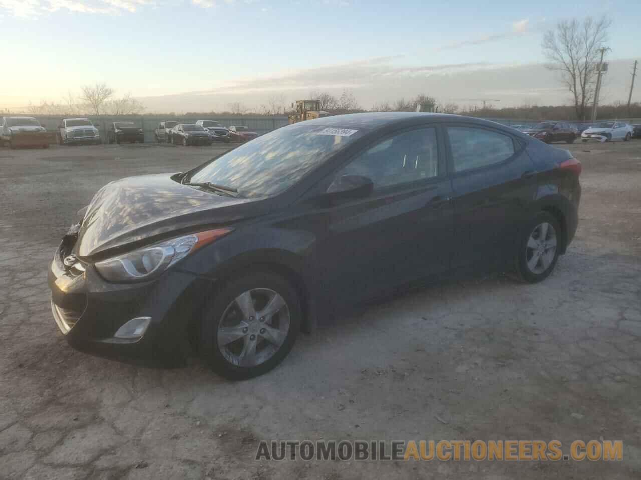 KMHDH4AE9DU929724 HYUNDAI ELANTRA 2013