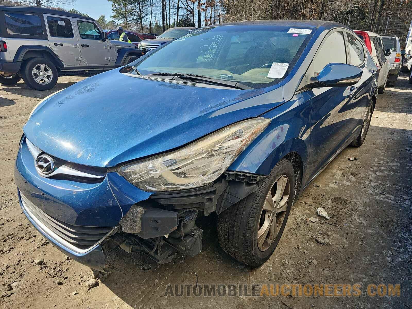 KMHDH4AE9GU567852 Hyundai Elantra 2016