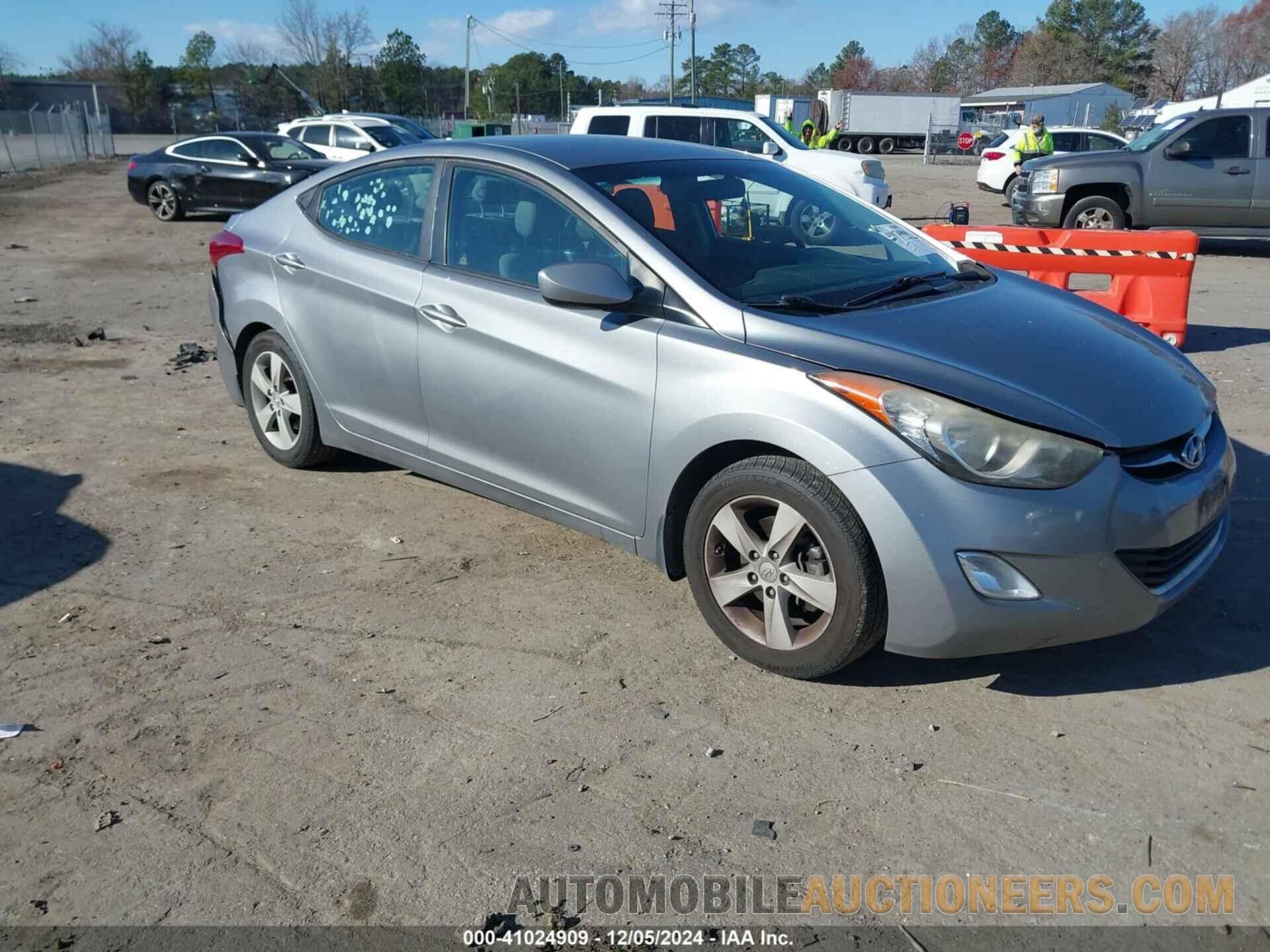 KMHDH4AEXDU924032 HYUNDAI ELANTRA 2013