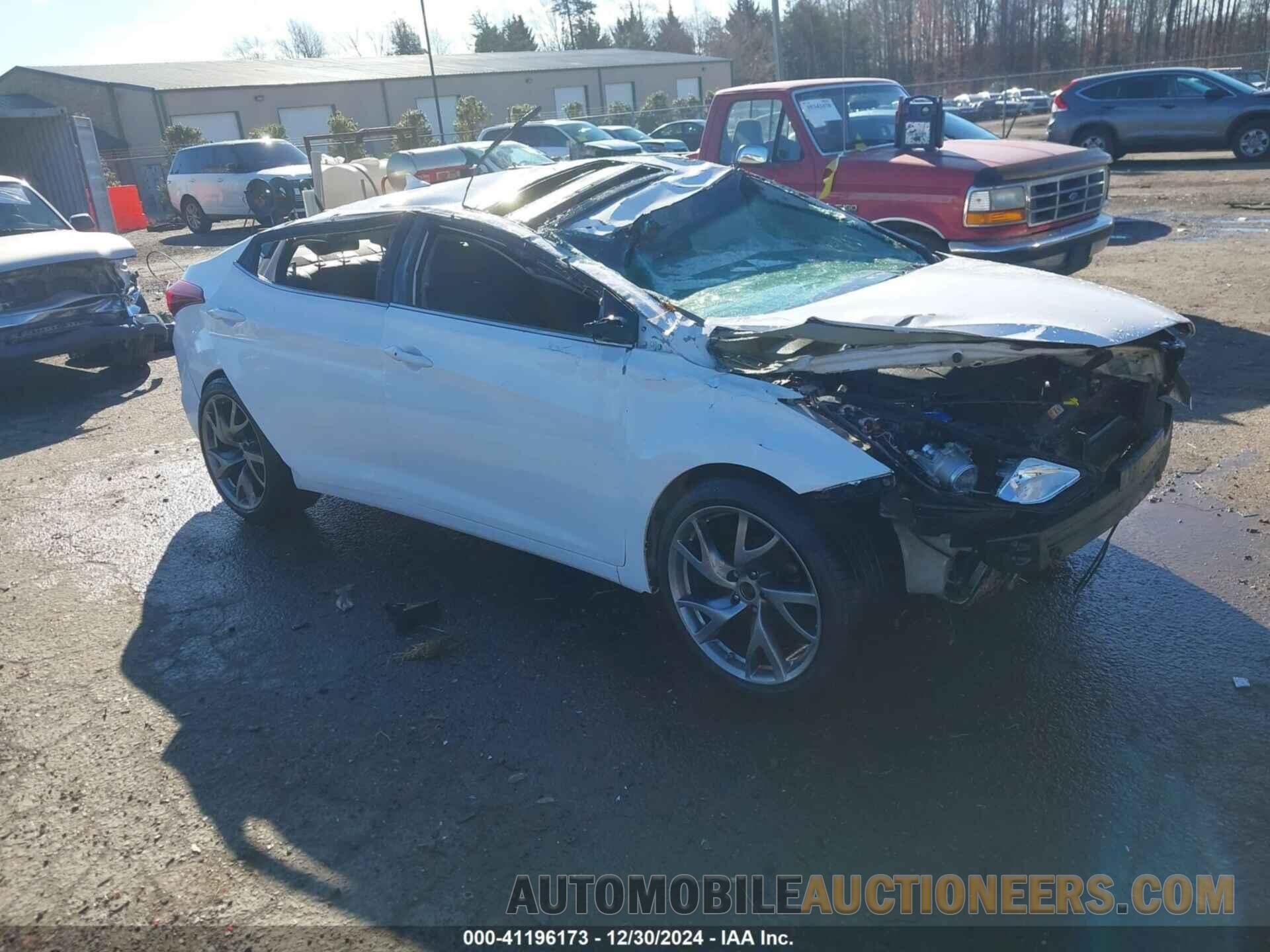 KMHDH4AH3FU423240 HYUNDAI ELANTRA 2015