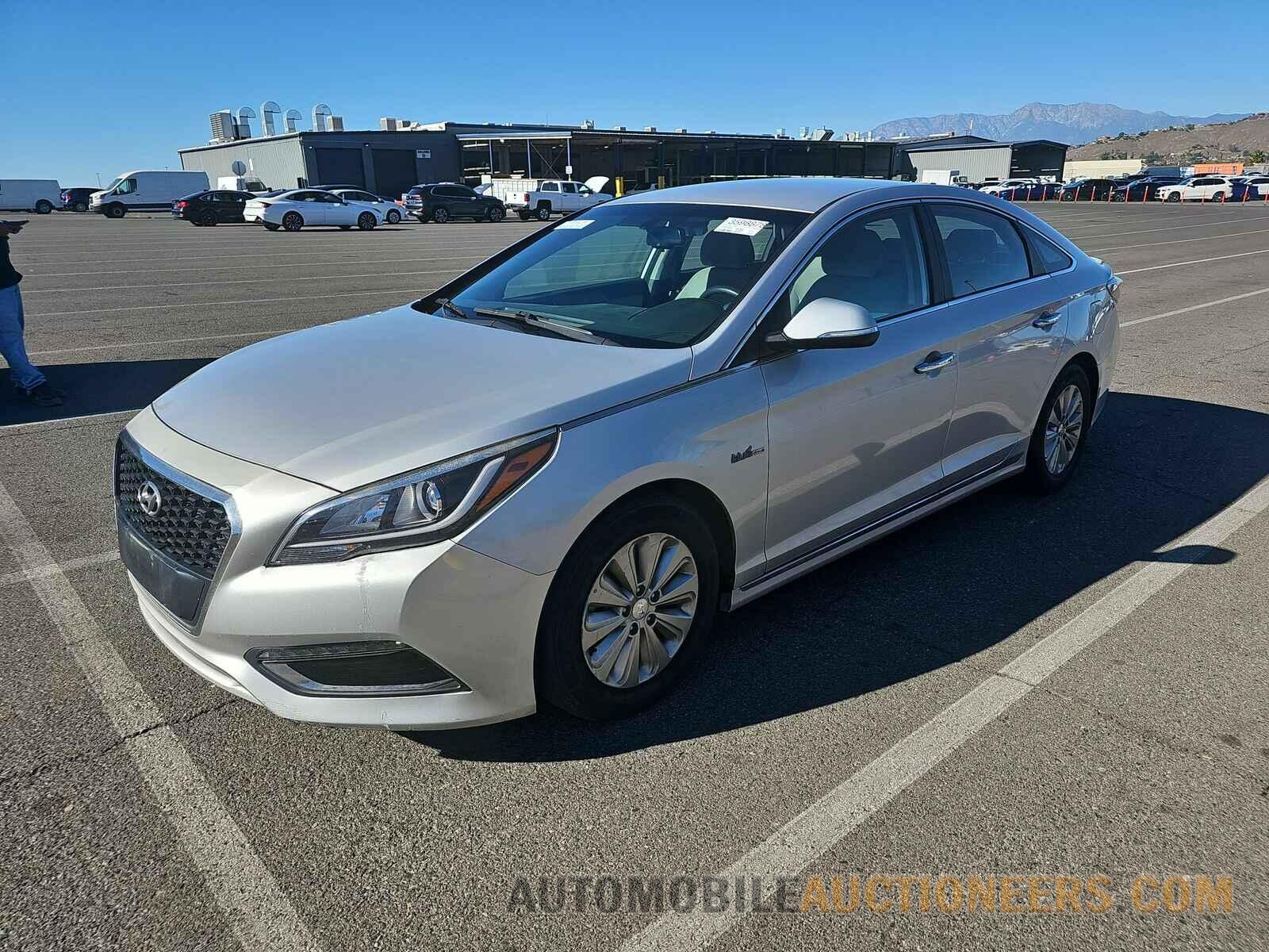 KMHE24L18GA011663 Hyundai Sonata Hybrid 2016