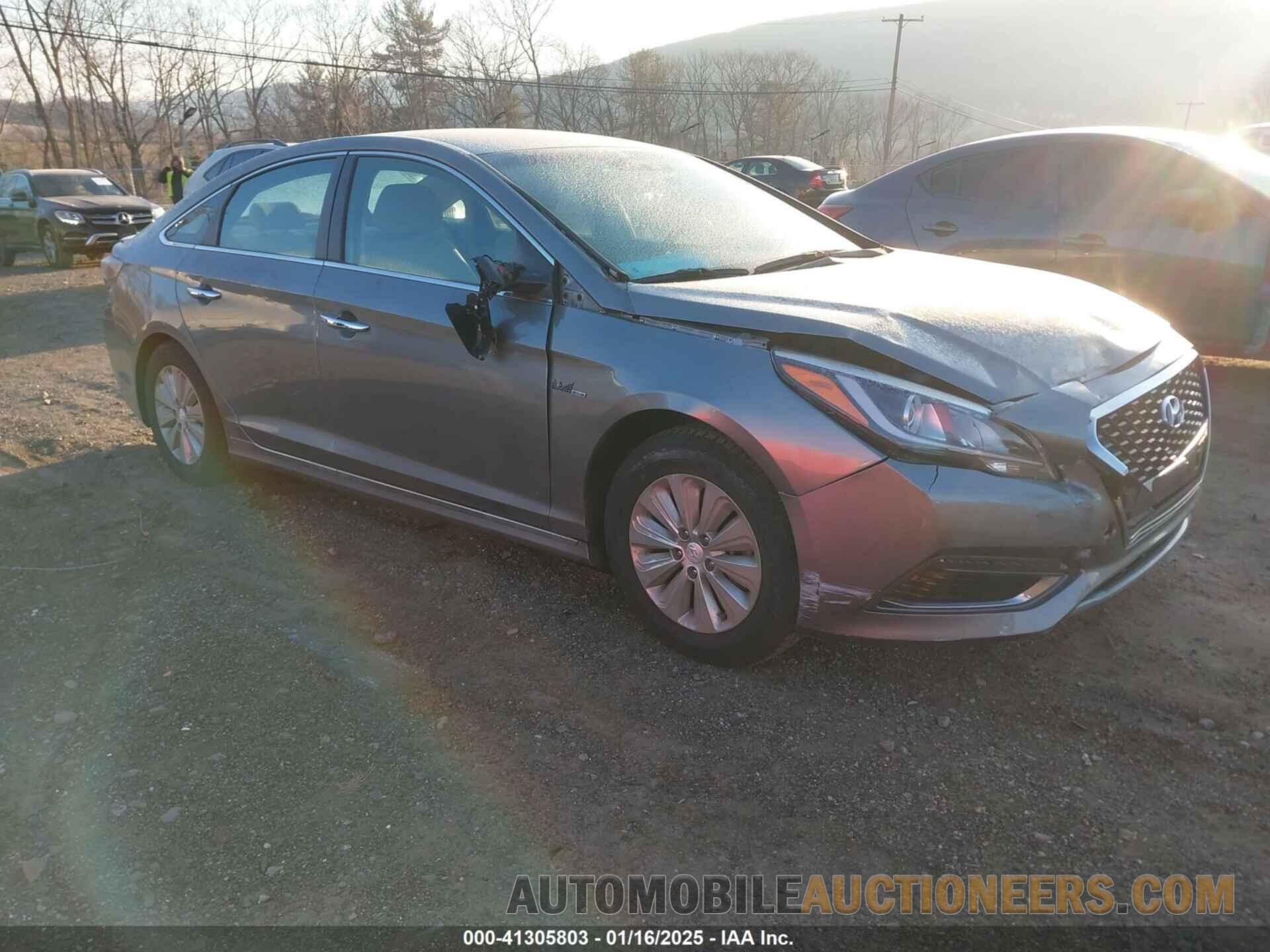 KMHE24L32HA064264 HYUNDAI SONATA HYBRID 2017