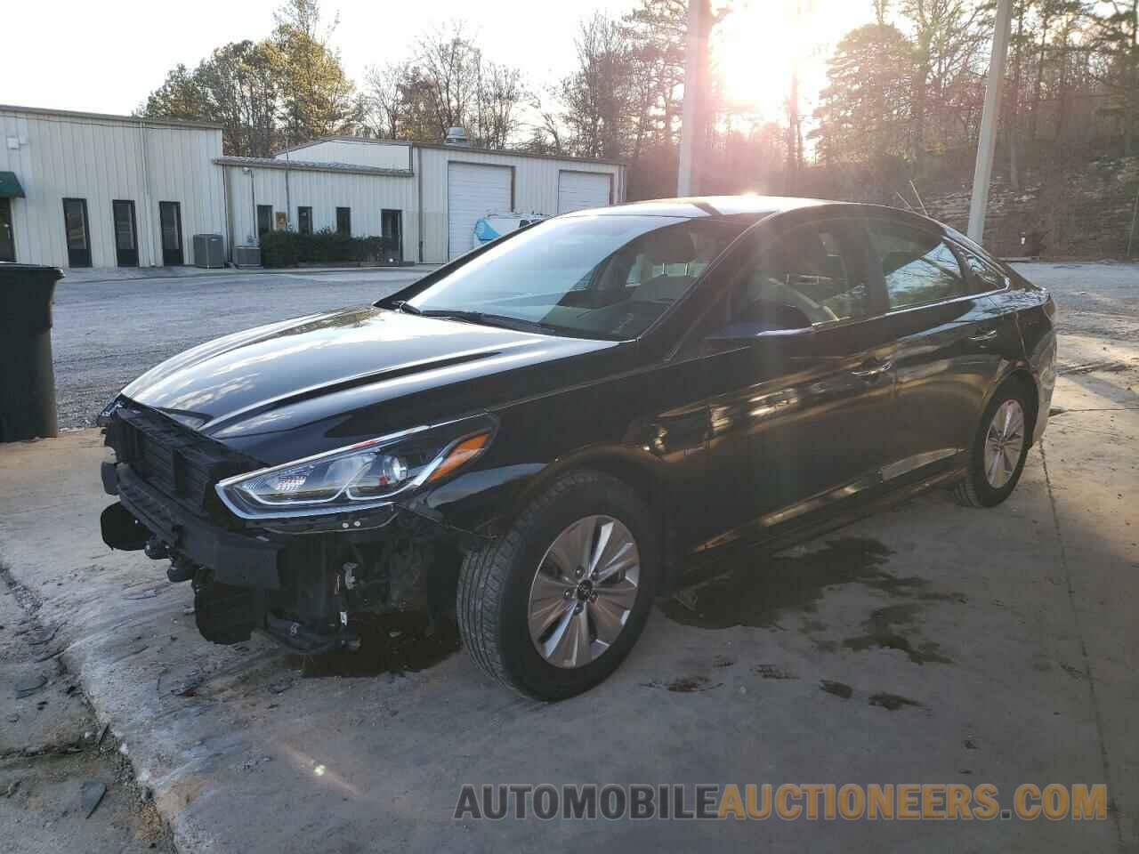 KMHE24L36JA082207 HYUNDAI SONATA 2018