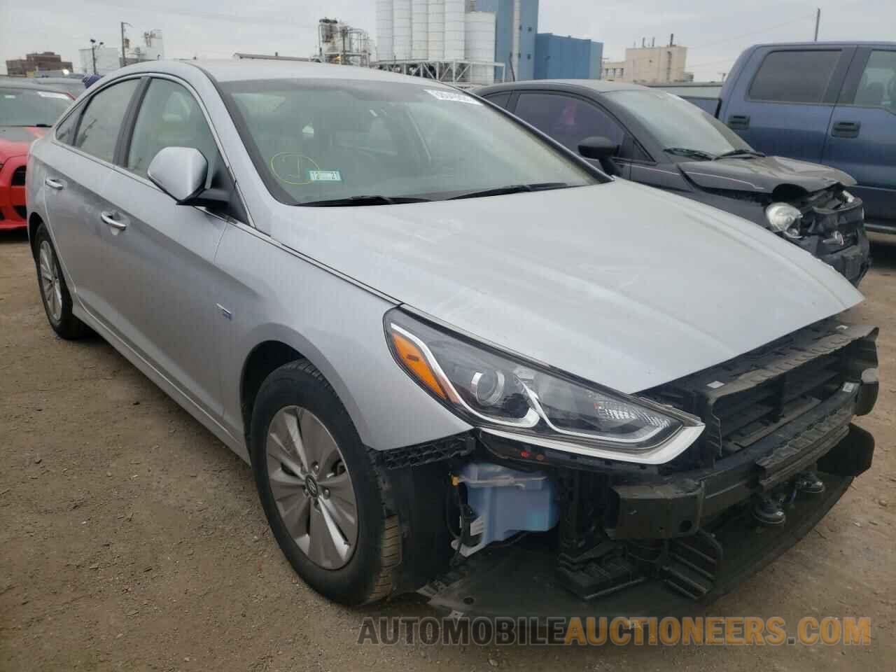 KMHE24L39KA090884 HYUNDAI SONATA 2019