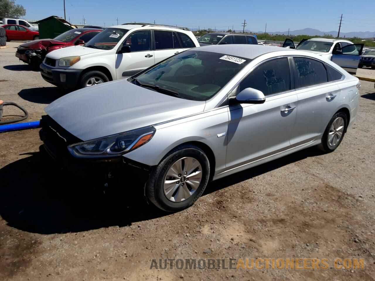 KMHE24L3XJA080959 HYUNDAI SONATA 2018