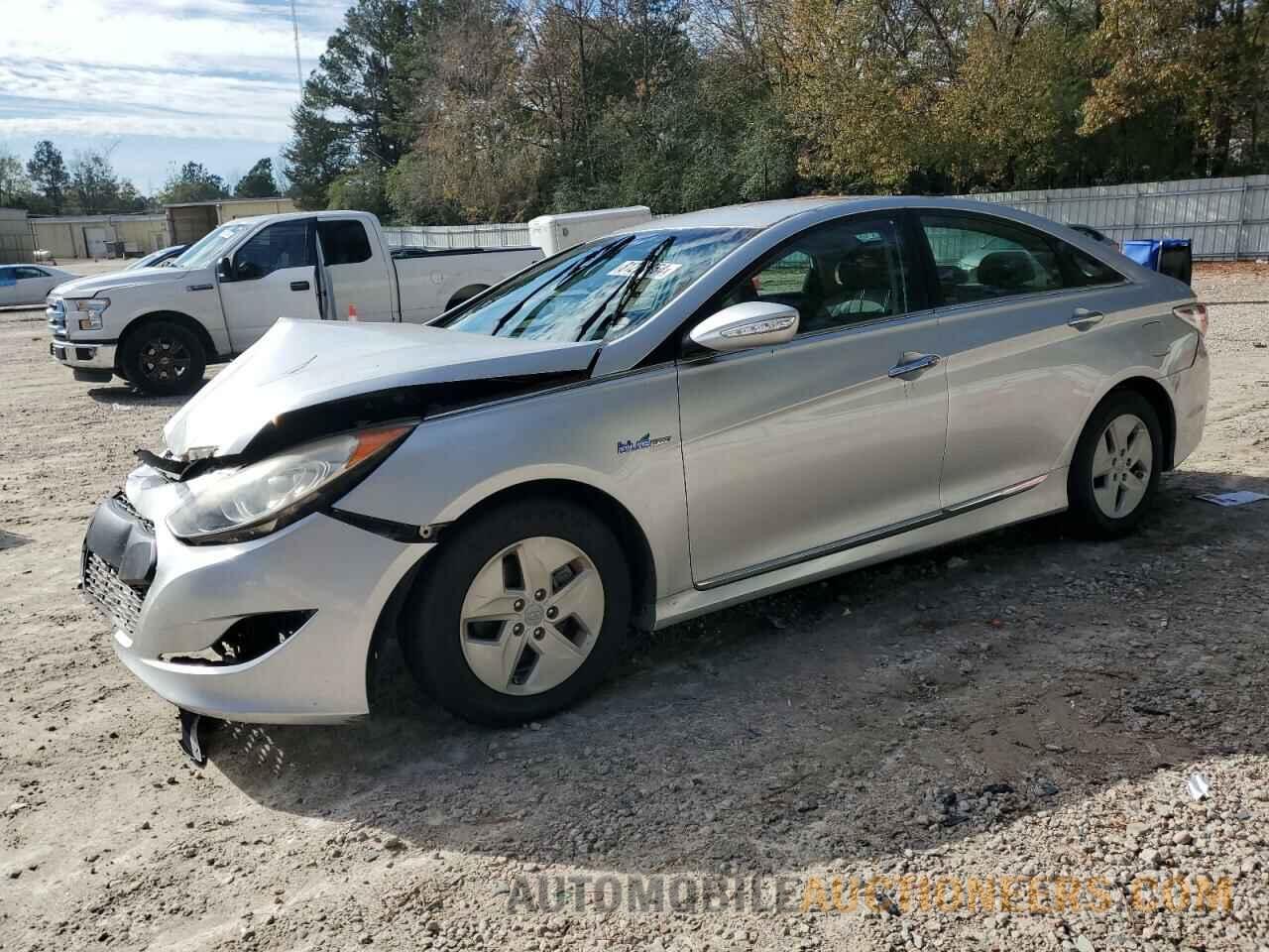 KMHEC4A40BA006766 HYUNDAI SONATA 2011