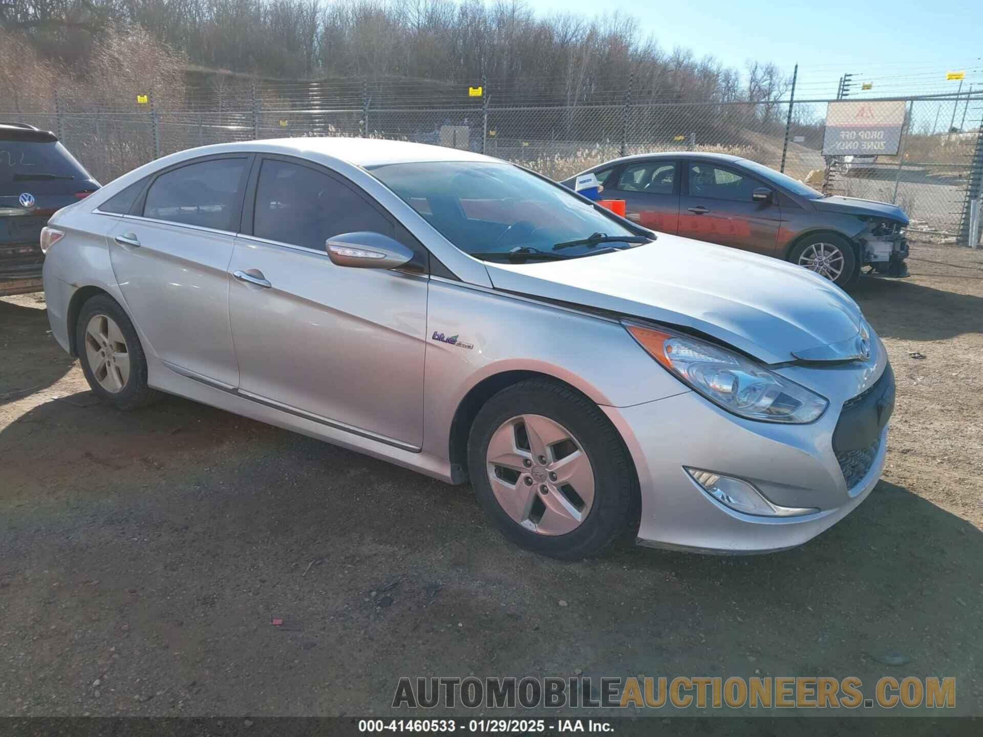 KMHEC4A40CA022905 HYUNDAI SONATA HYBRID 2012