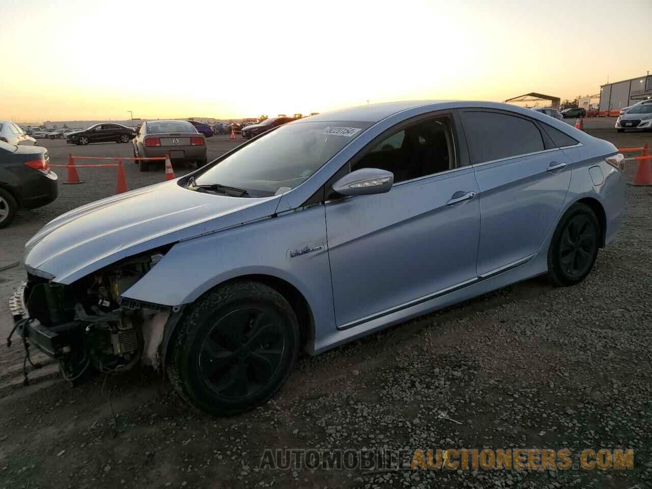 KMHEC4A40EA108444 HYUNDAI SONATA 2014