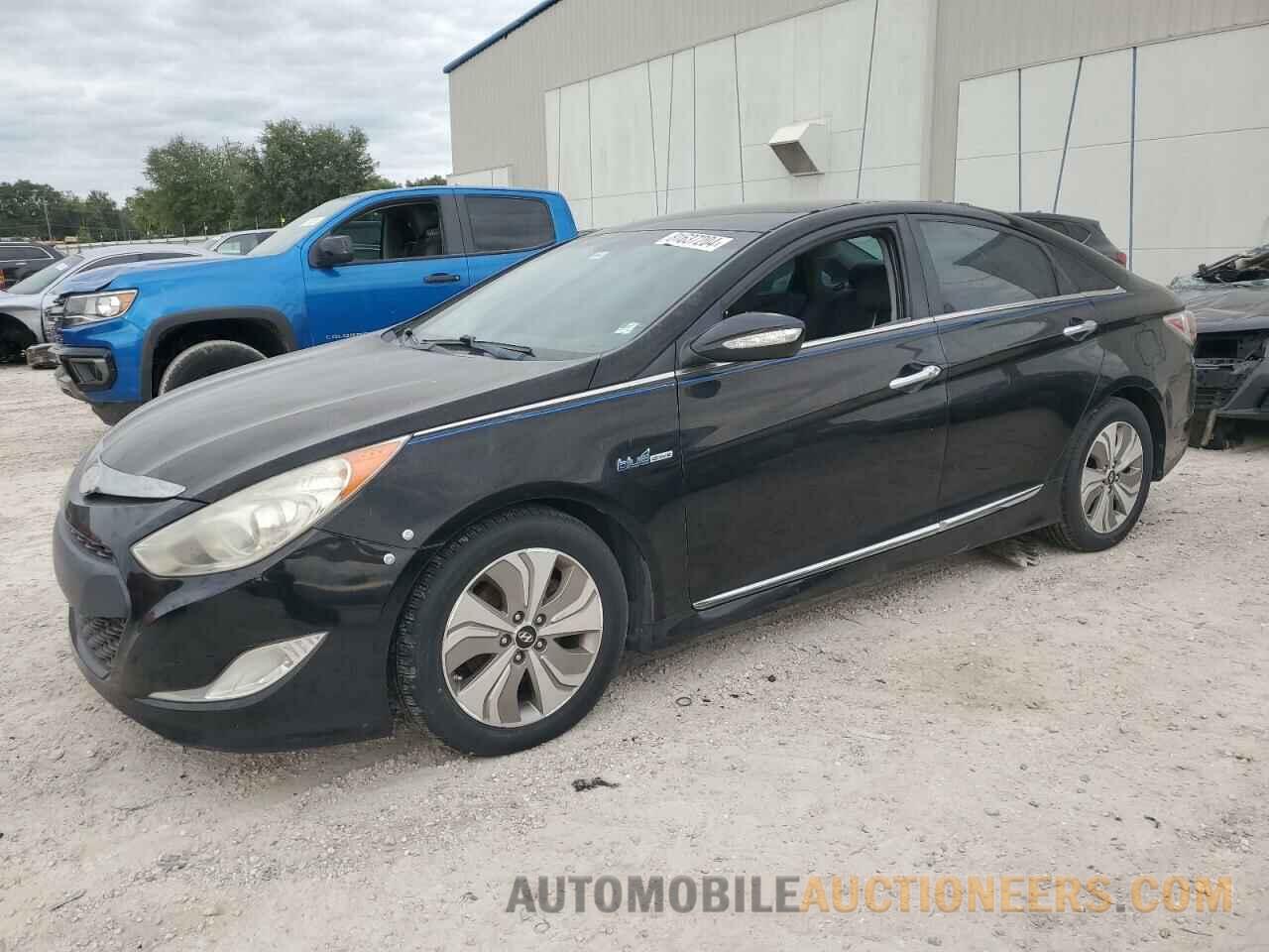 KMHEC4A41DA079678 HYUNDAI SONATA 2013