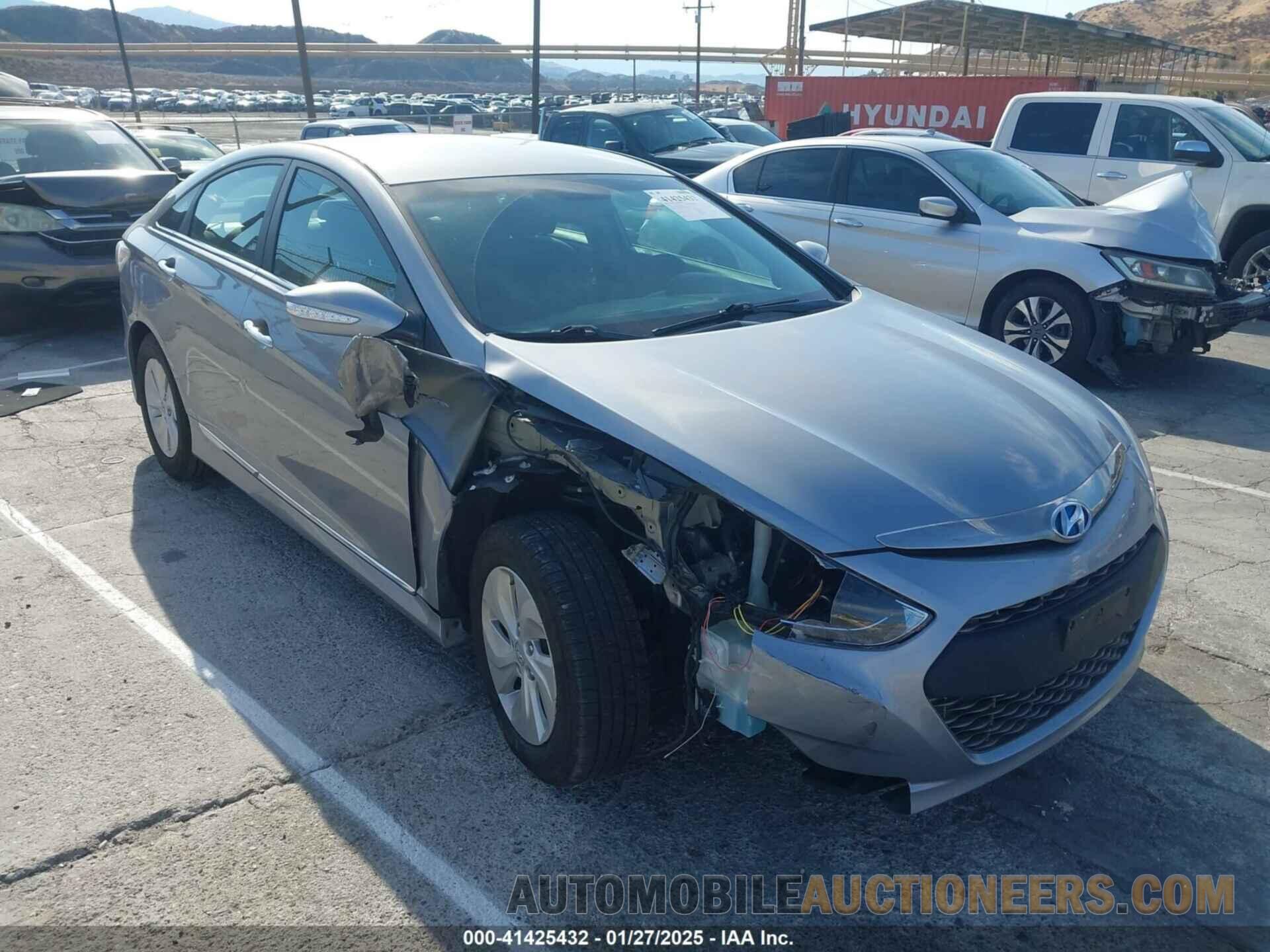 KMHEC4A41FA139588 HYUNDAI SONATA HYBRID 2015