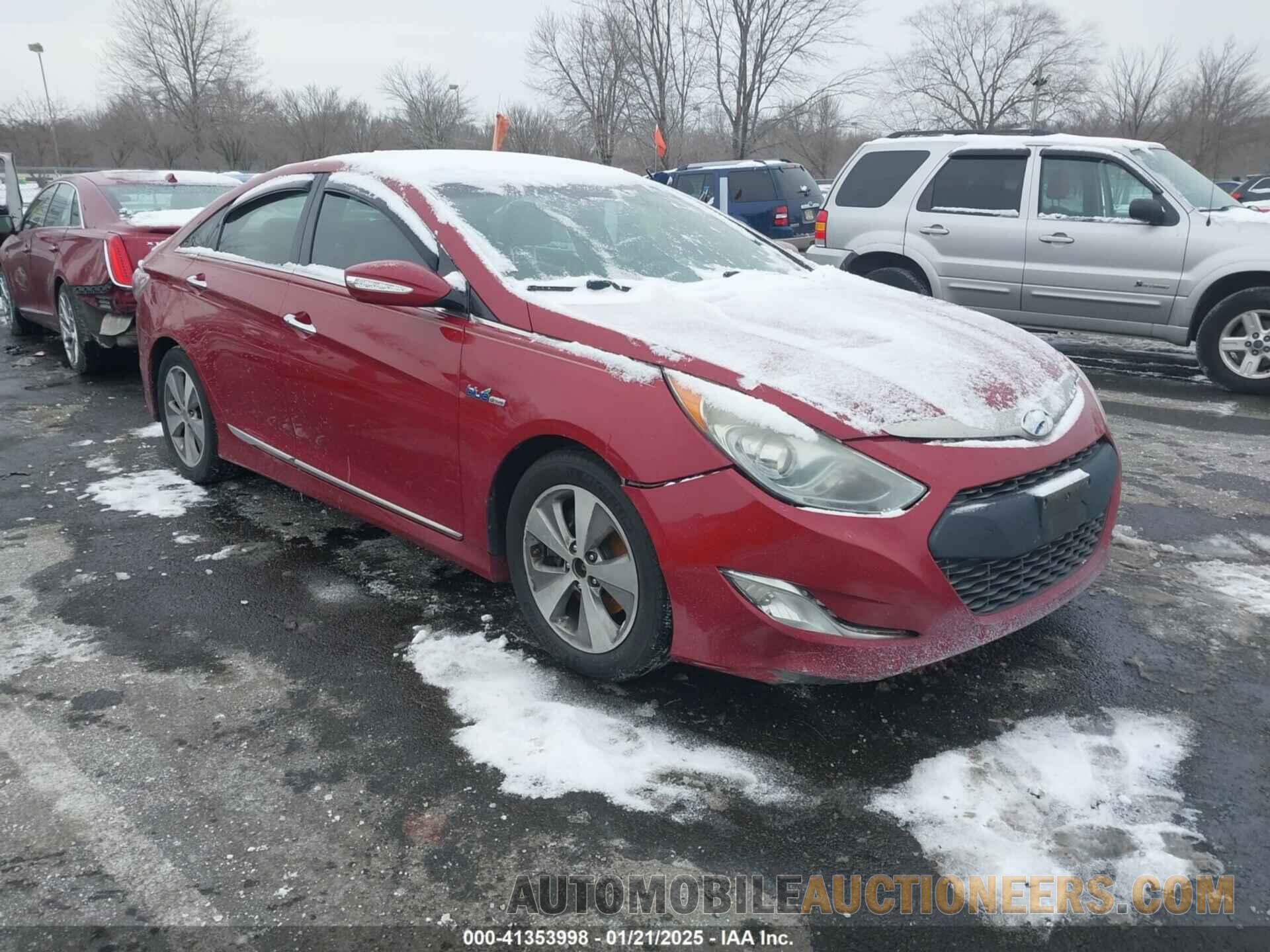 KMHEC4A42CA026275 HYUNDAI SONATA 2012