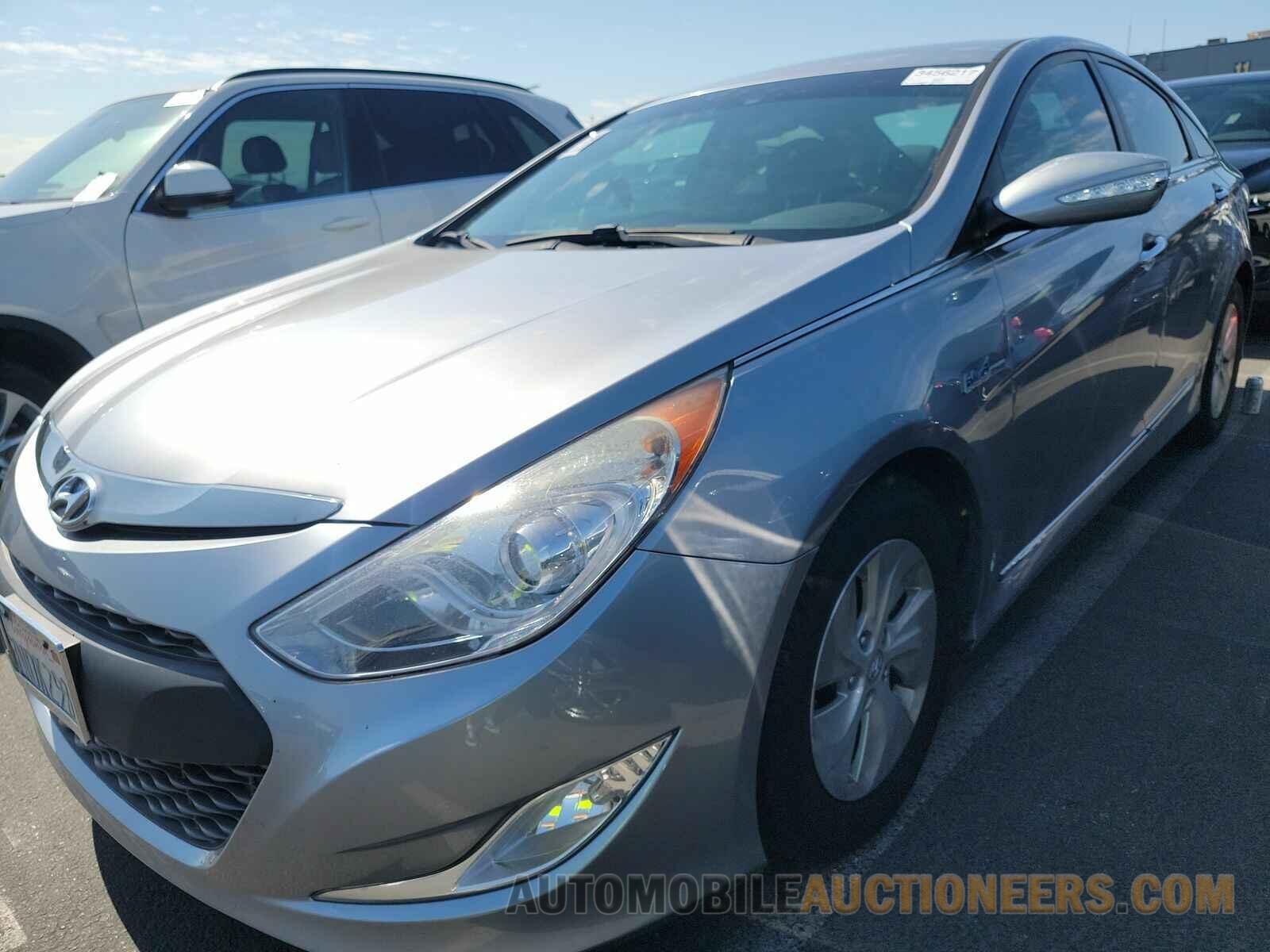 KMHEC4A42FA137493 Hyundai Sonata 2015