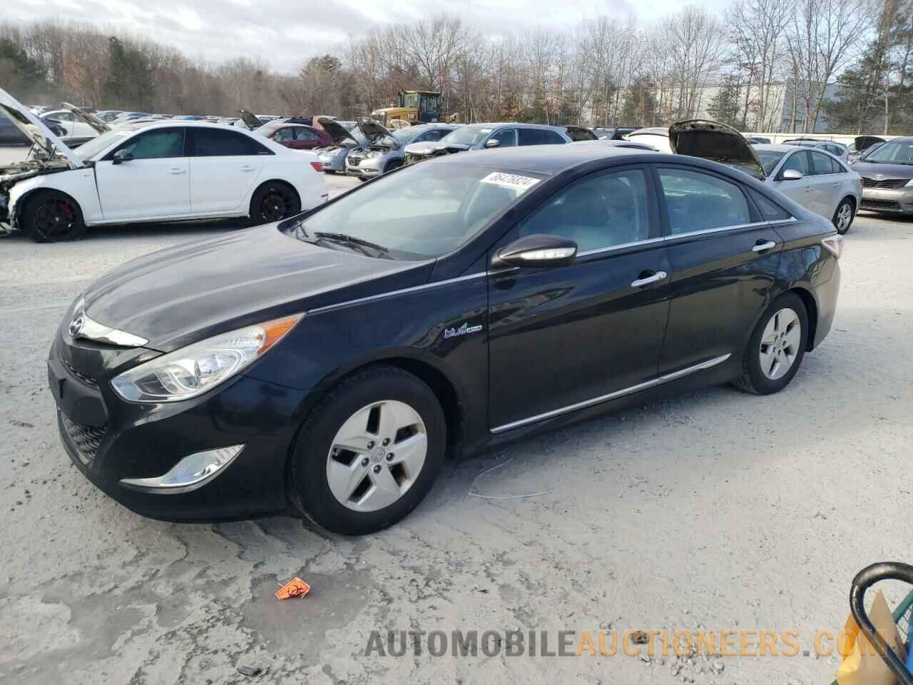 KMHEC4A43BA005675 HYUNDAI SONATA 2011