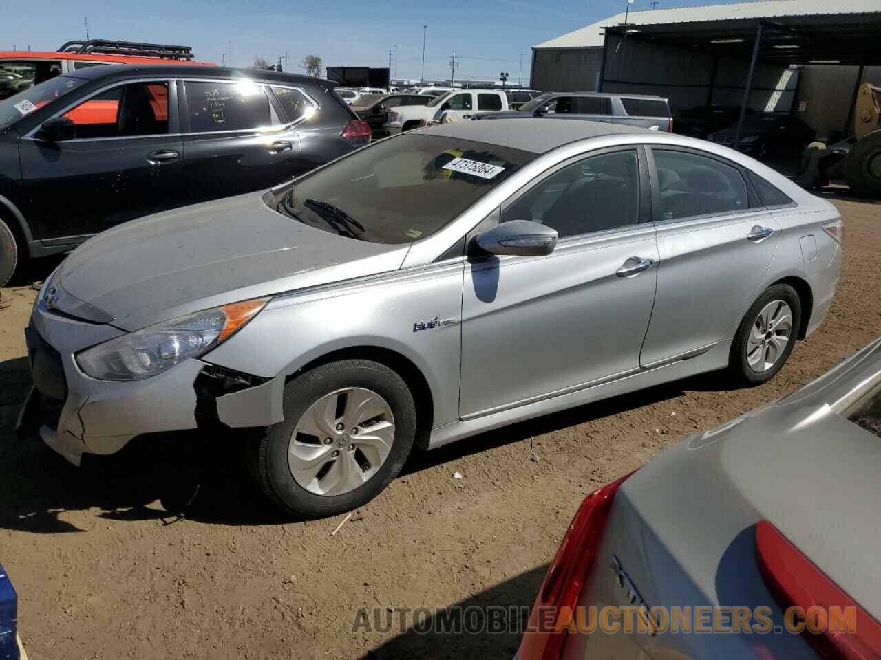 KMHEC4A43DA097714 HYUNDAI SONATA 2013