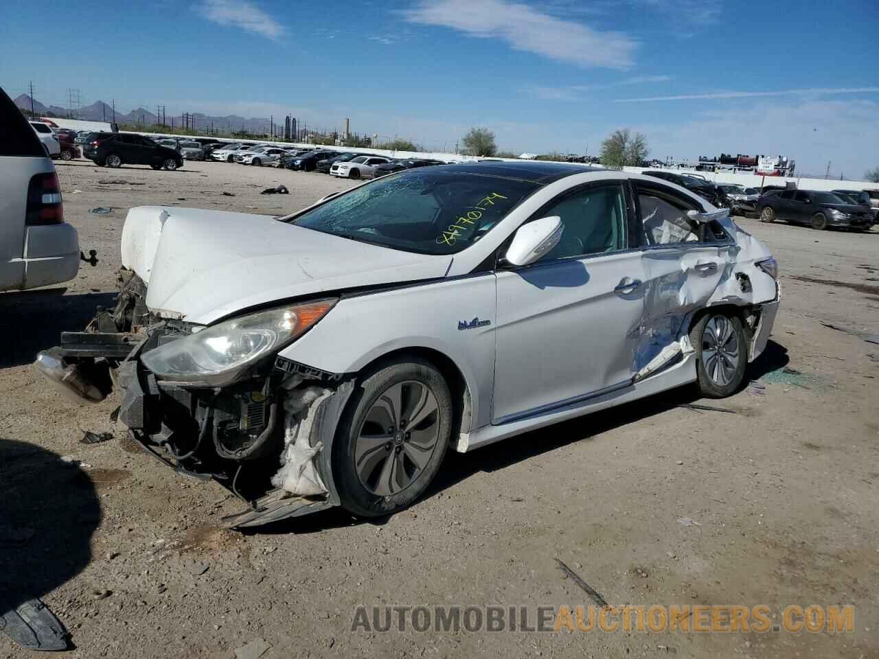 KMHEC4A43FA126163 HYUNDAI SONATA 2015