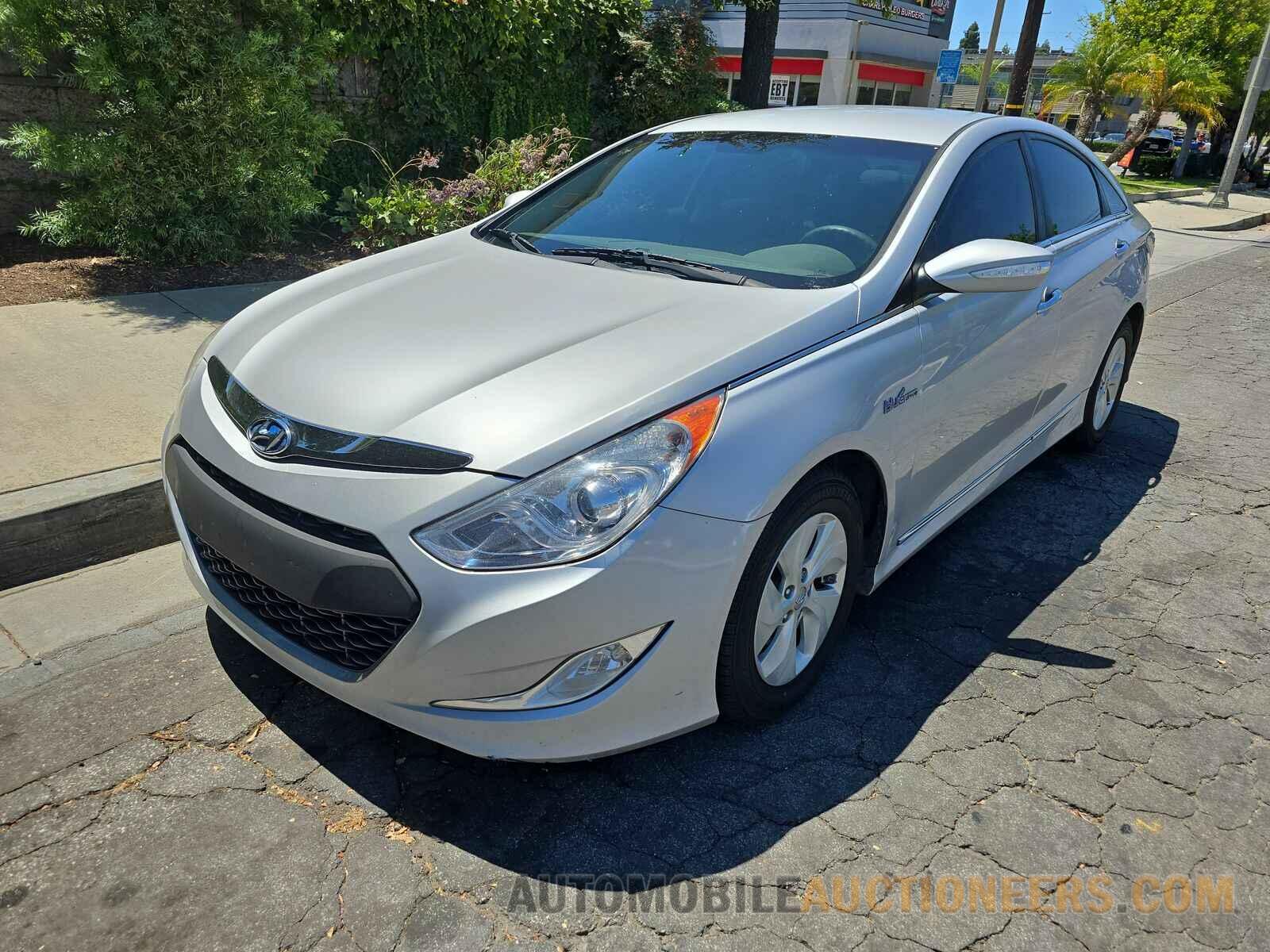 KMHEC4A43FA137454 Hyundai Sonata 2015