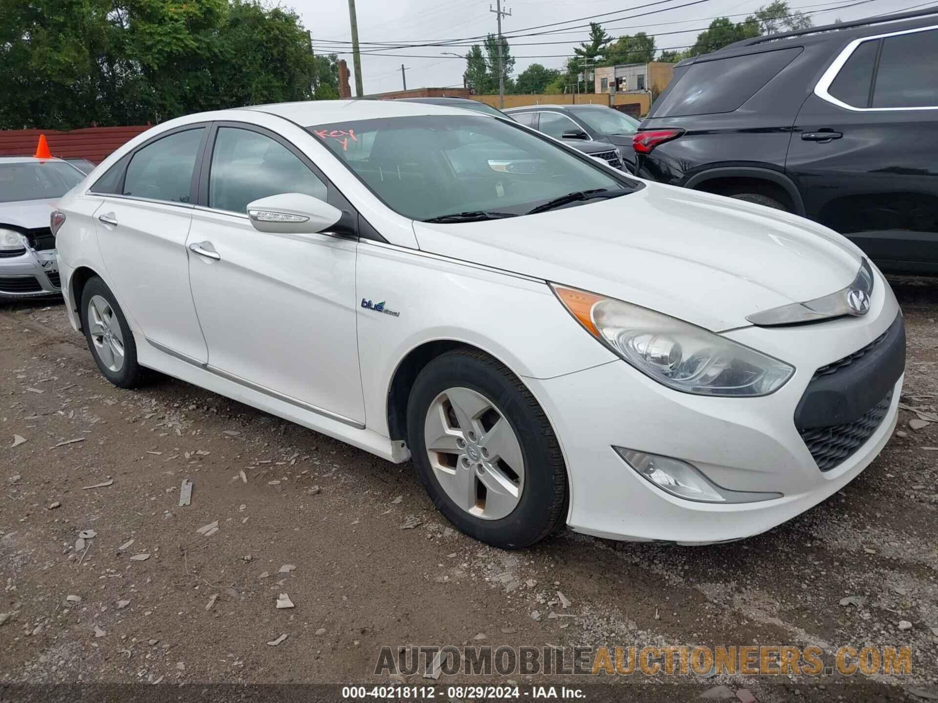 KMHEC4A44CA019778 HYUNDAI SONATA HYBRID 2012