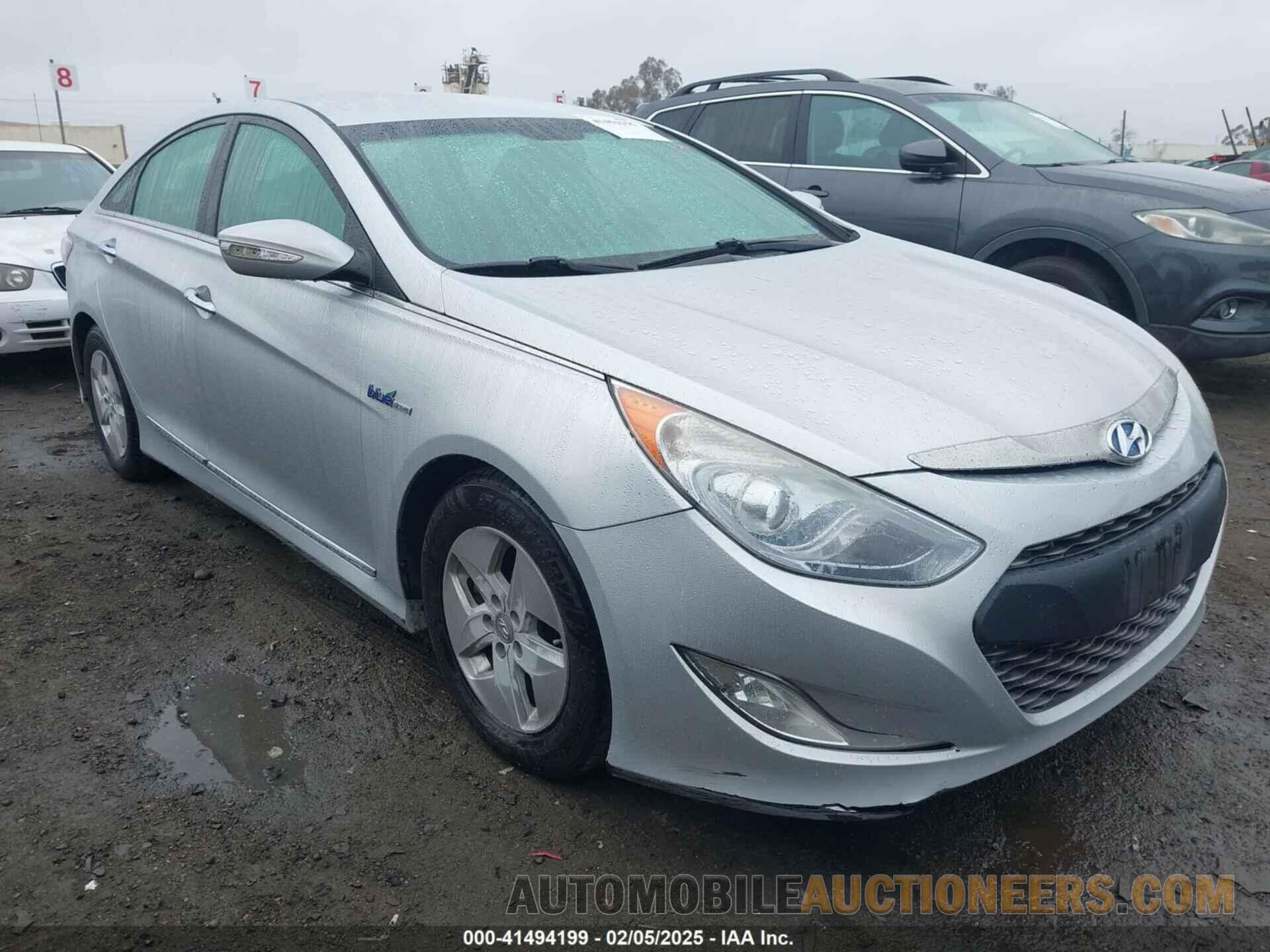 KMHEC4A44CA031185 HYUNDAI SONATA HYBRID 2012