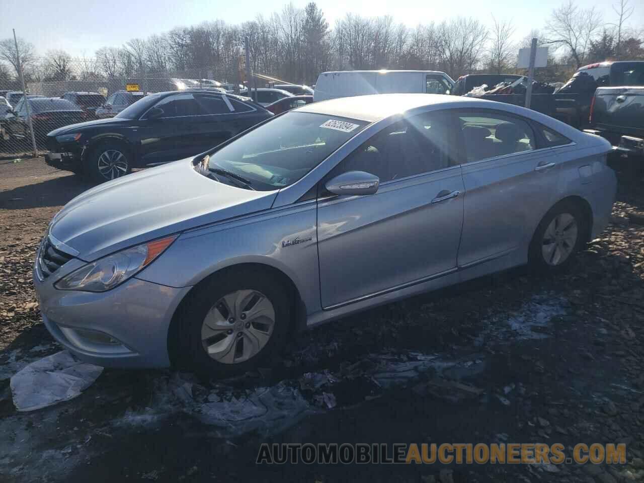 KMHEC4A44DA084437 HYUNDAI SONATA 2013