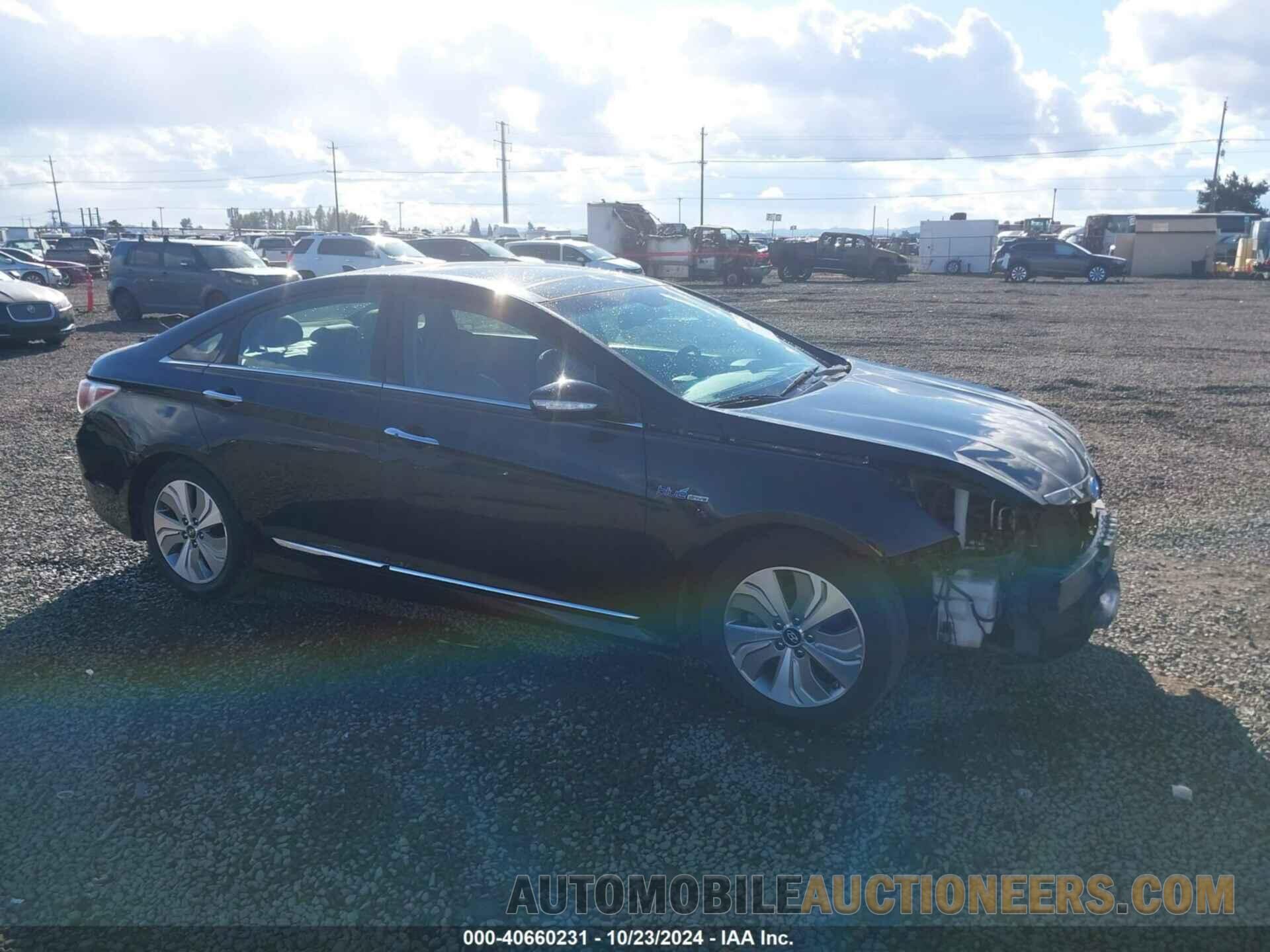 KMHEC4A44FA136121 HYUNDAI SONATA HYBRID 2015