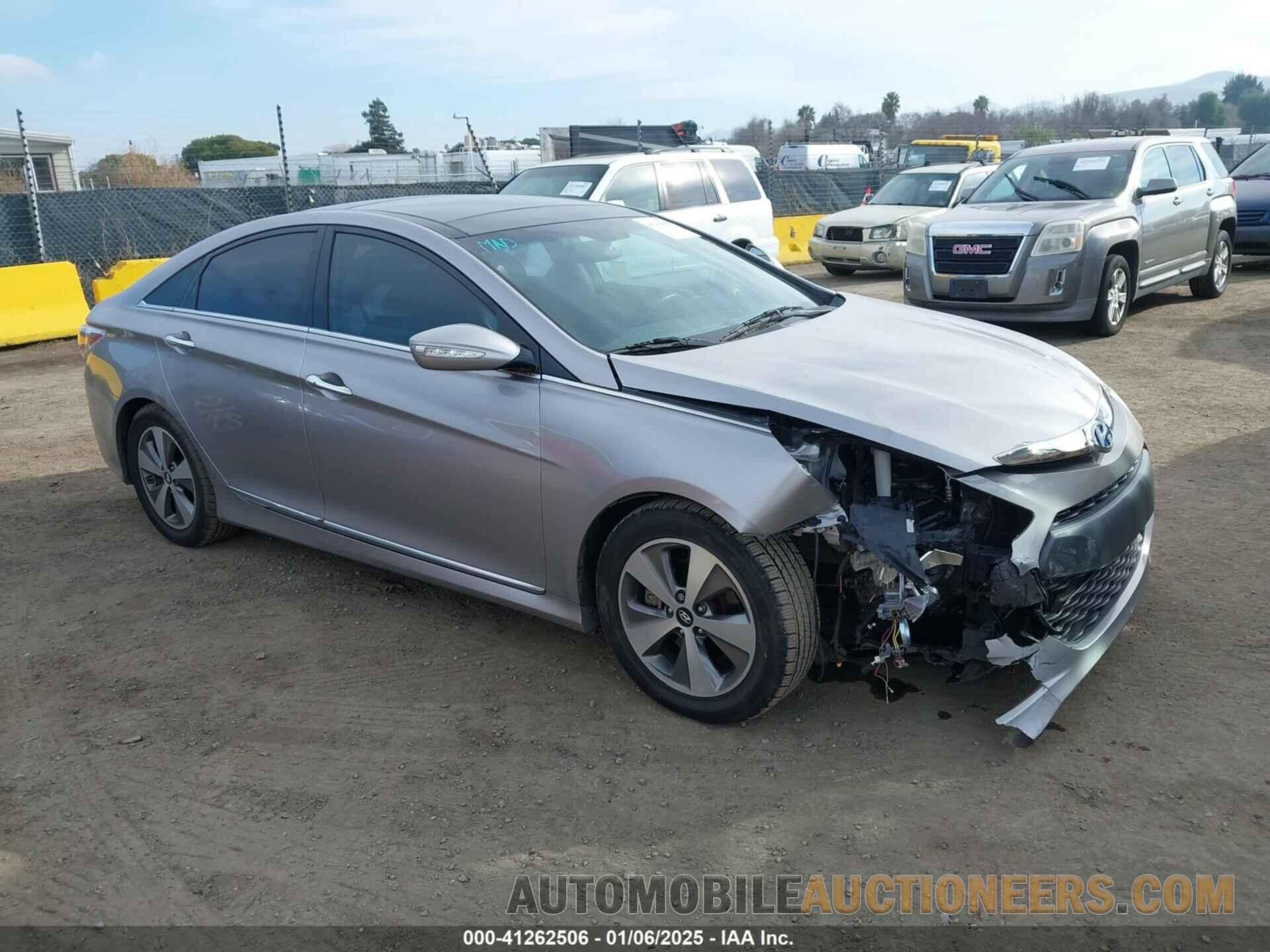 KMHEC4A45BA012899 HYUNDAI SONATA HYBRID 2011