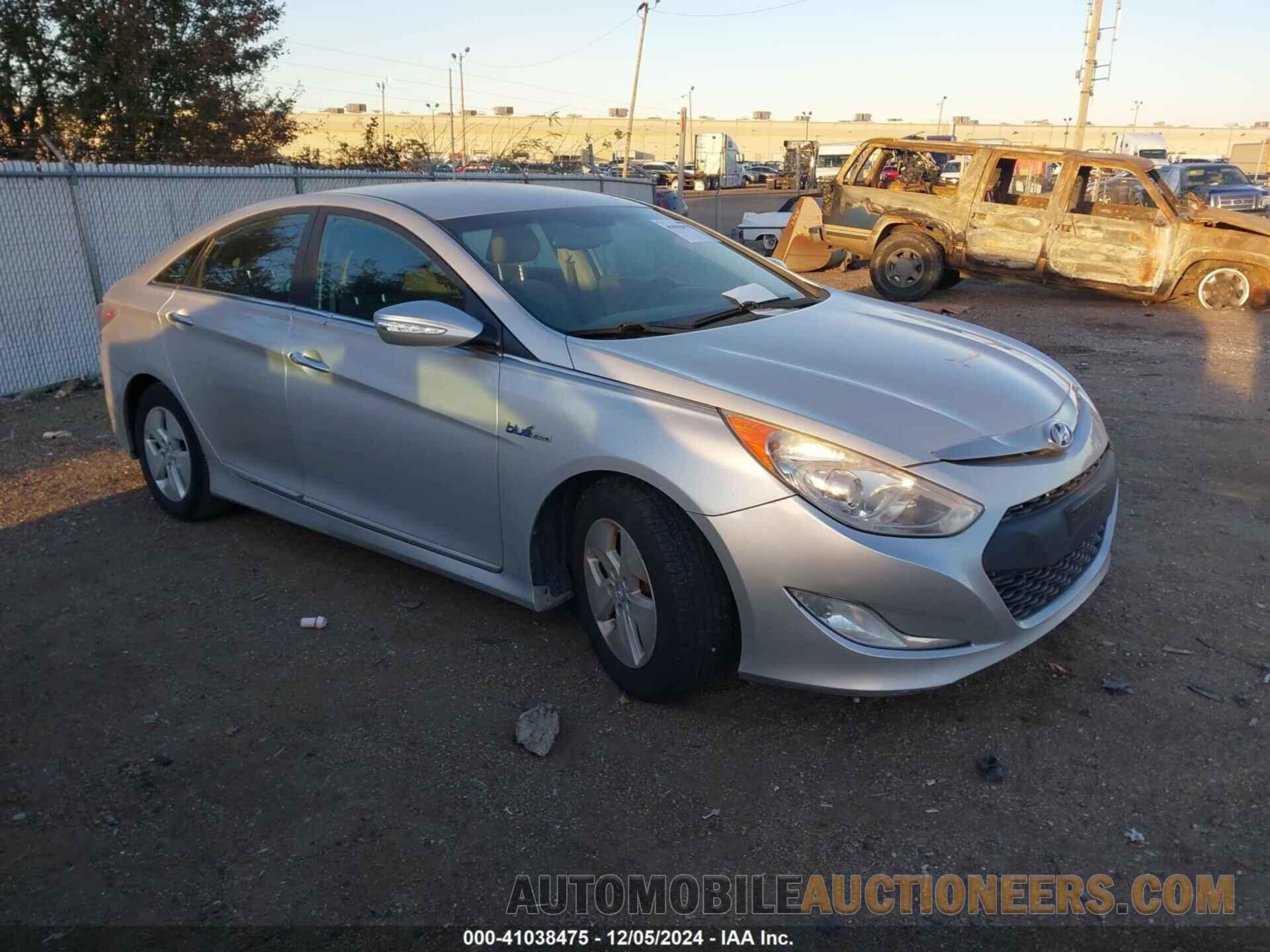 KMHEC4A45CA032135 HYUNDAI SONATA HYBRID 2012