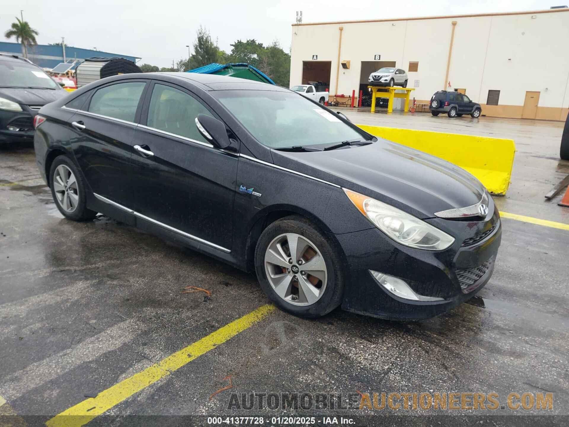 KMHEC4A45CA057567 HYUNDAI SONATA HYBRID 2012