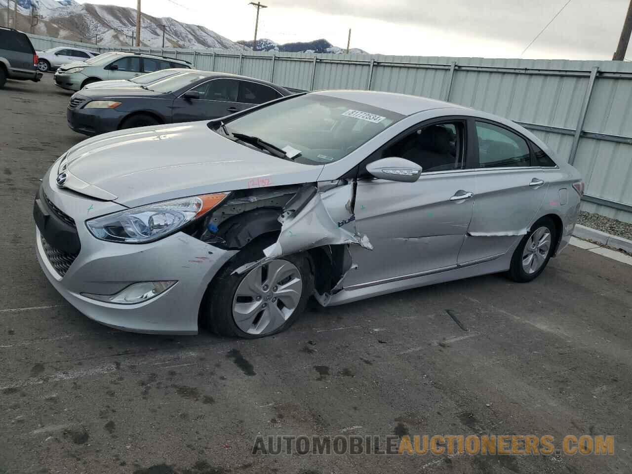 KMHEC4A45FA120168 HYUNDAI SONATA 2015