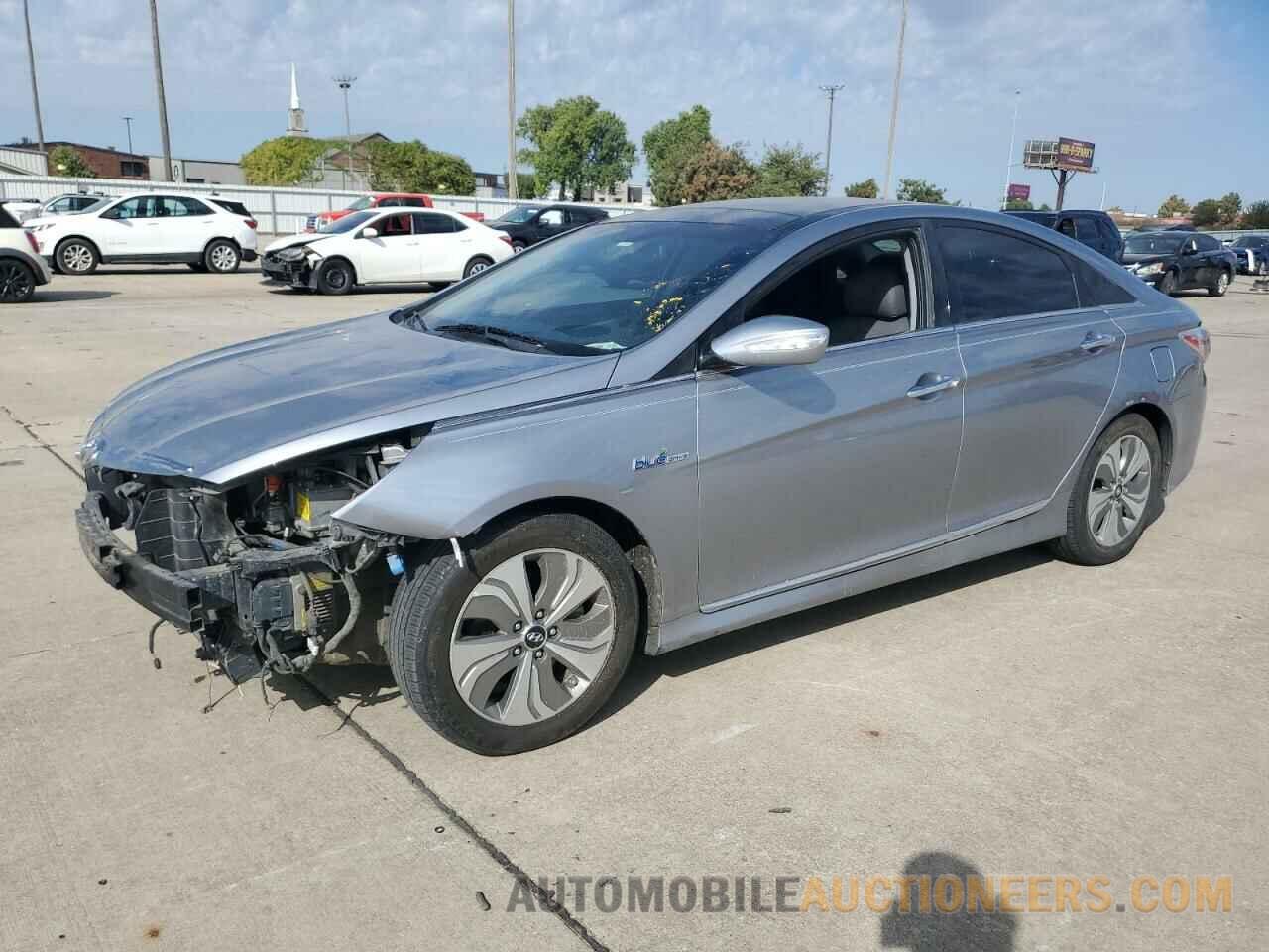 KMHEC4A45FA123233 HYUNDAI SONATA 2015