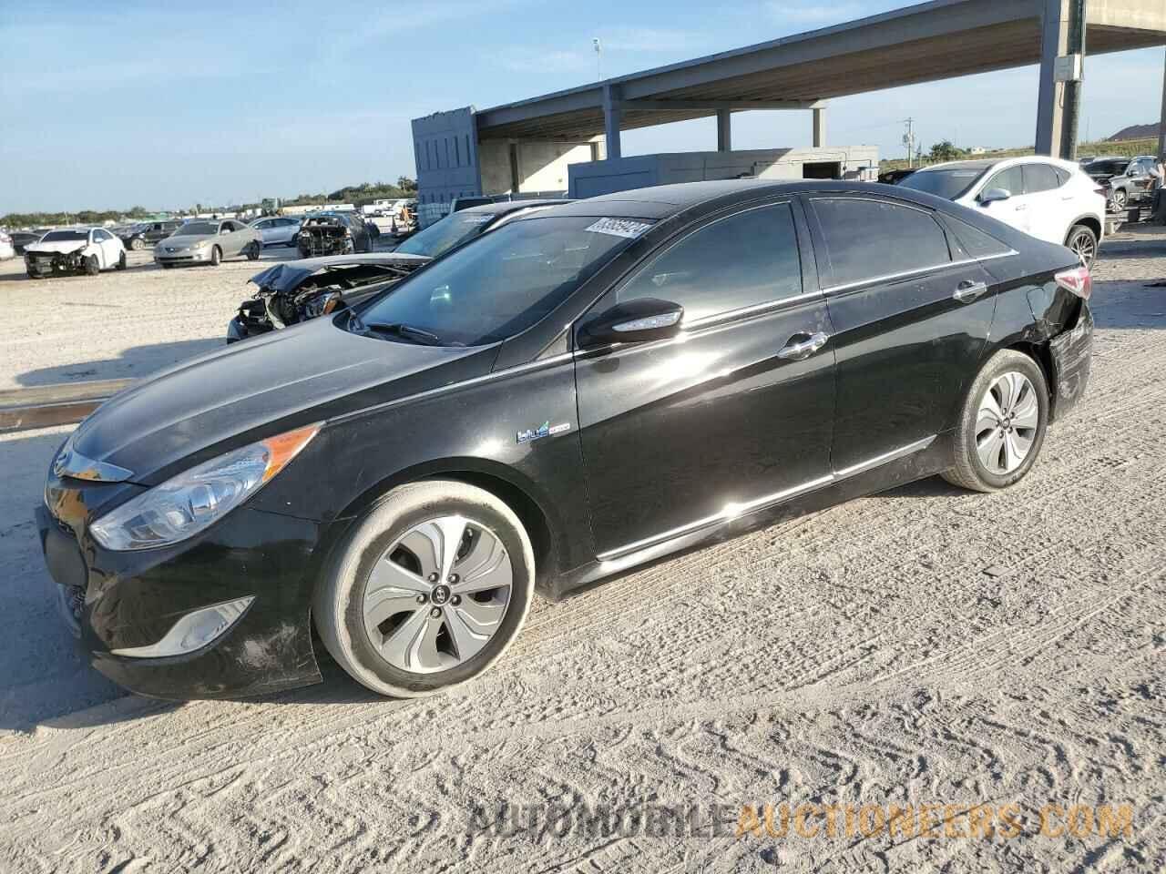 KMHEC4A45FA125306 HYUNDAI SONATA 2015