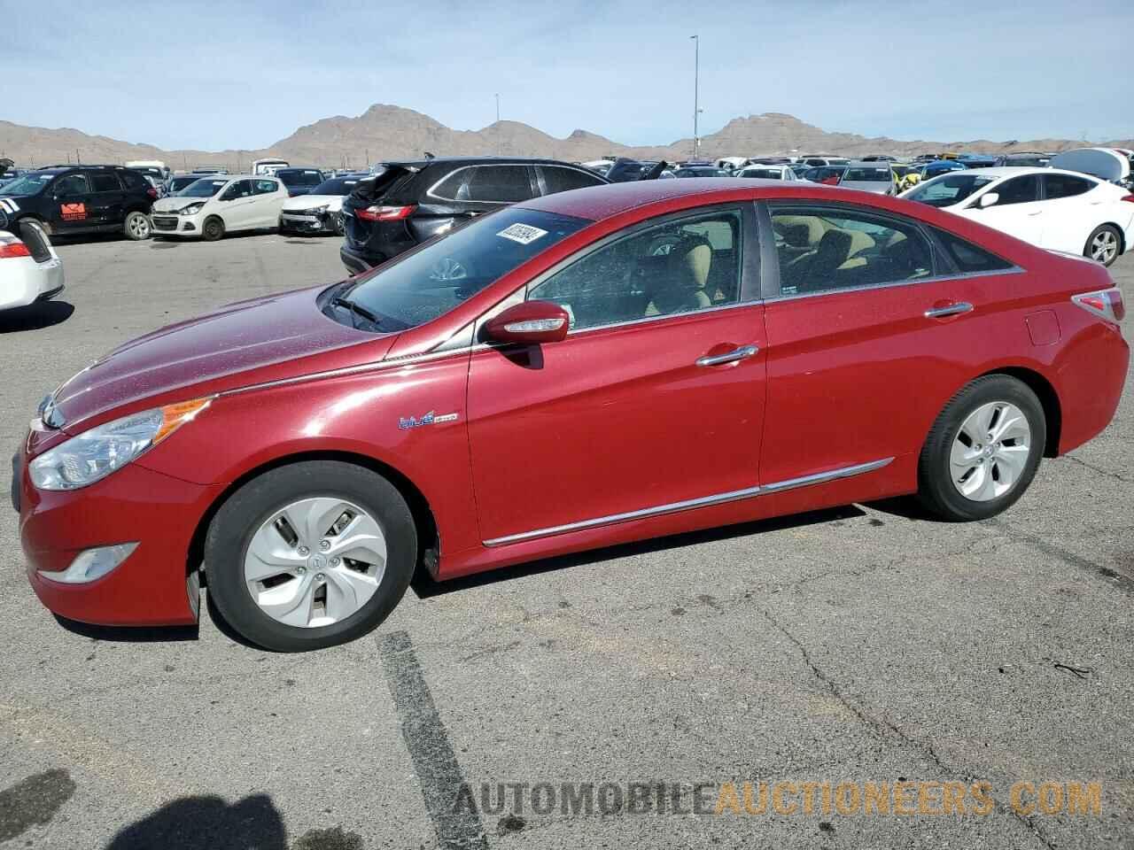 KMHEC4A45FA129775 HYUNDAI SONATA 2015