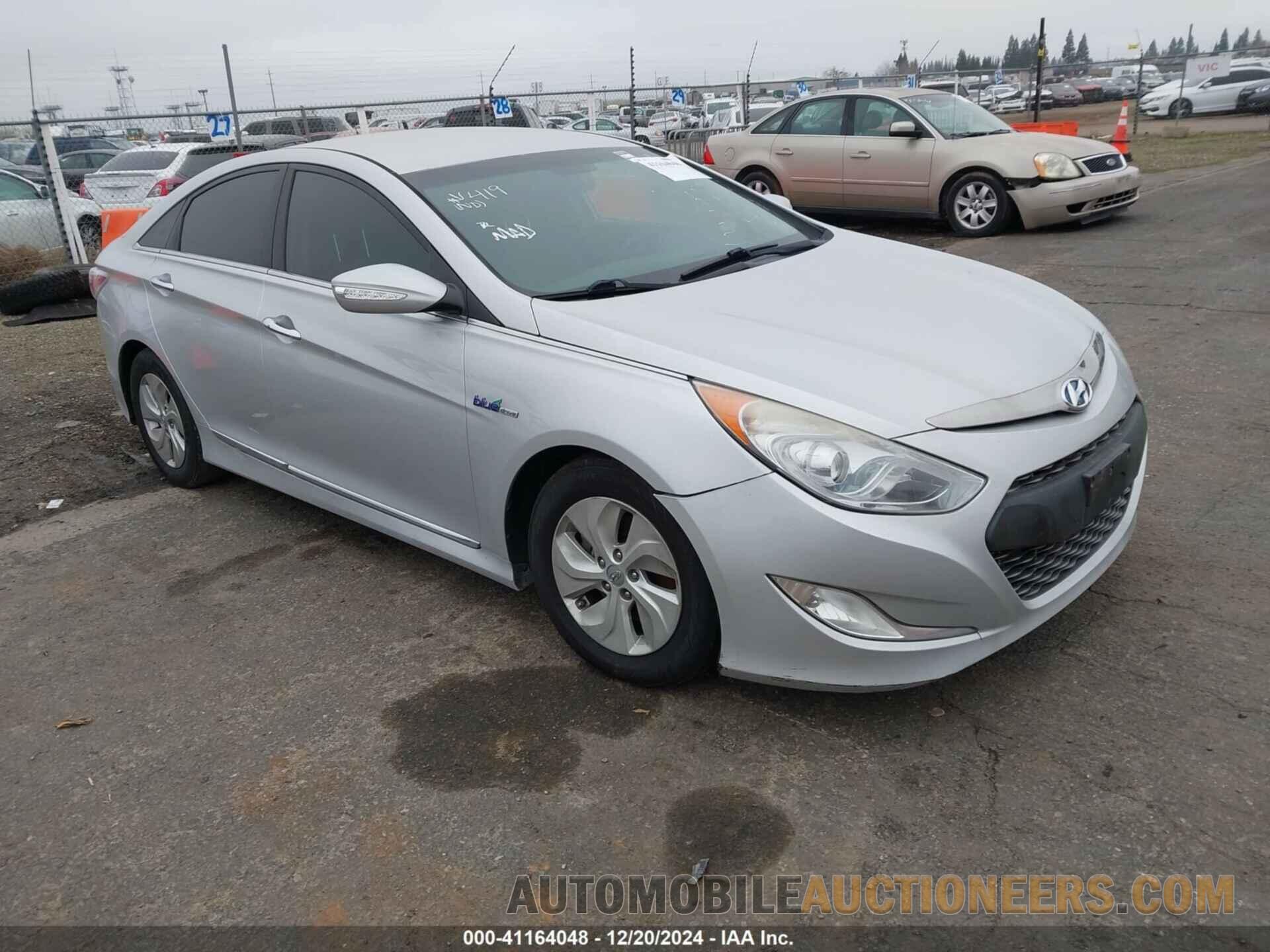 KMHEC4A45FA138637 HYUNDAI SONATA HYBRID 2015