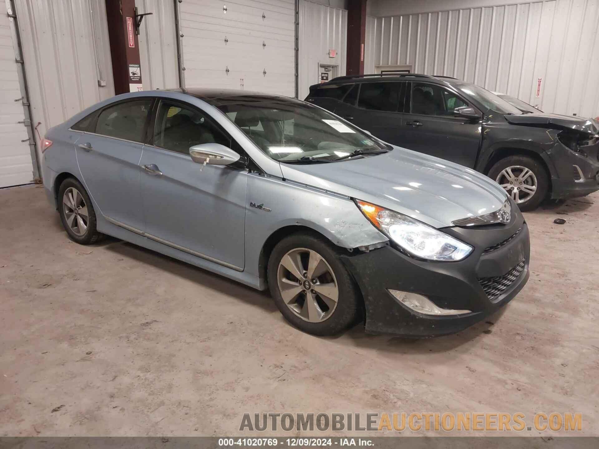 KMHEC4A46BA018517 HYUNDAI SONATA HYBRID 2011