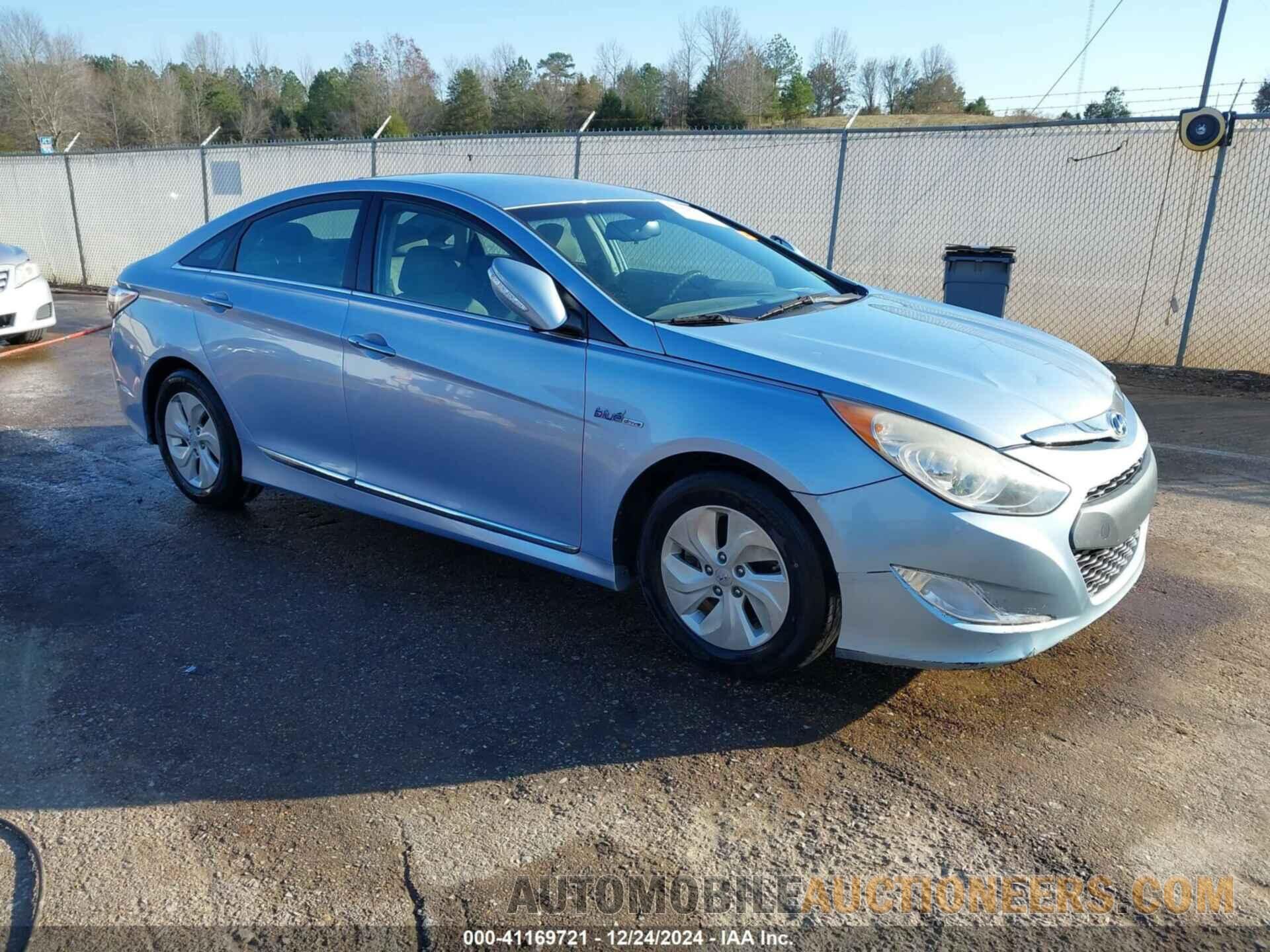 KMHEC4A46DA087078 HYUNDAI SONATA HYBRID 2013