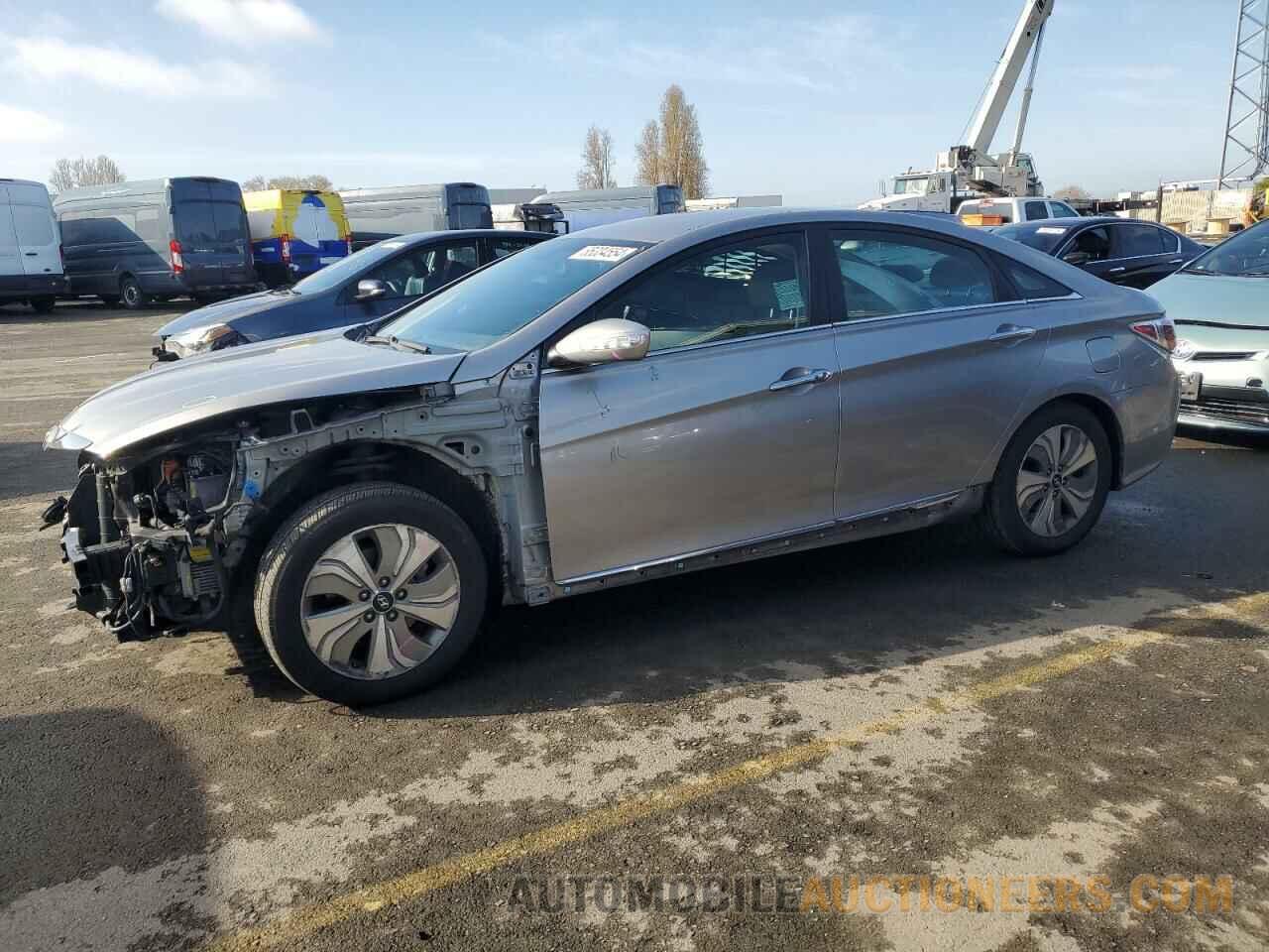 KMHEC4A46DA094757 HYUNDAI SONATA 2013