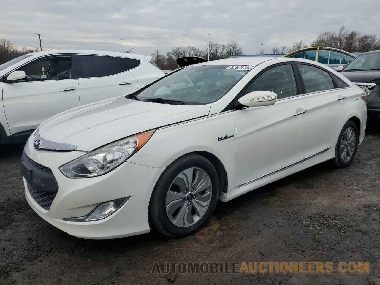 KMHEC4A46DA095035 HYUNDAI SONATA 2013