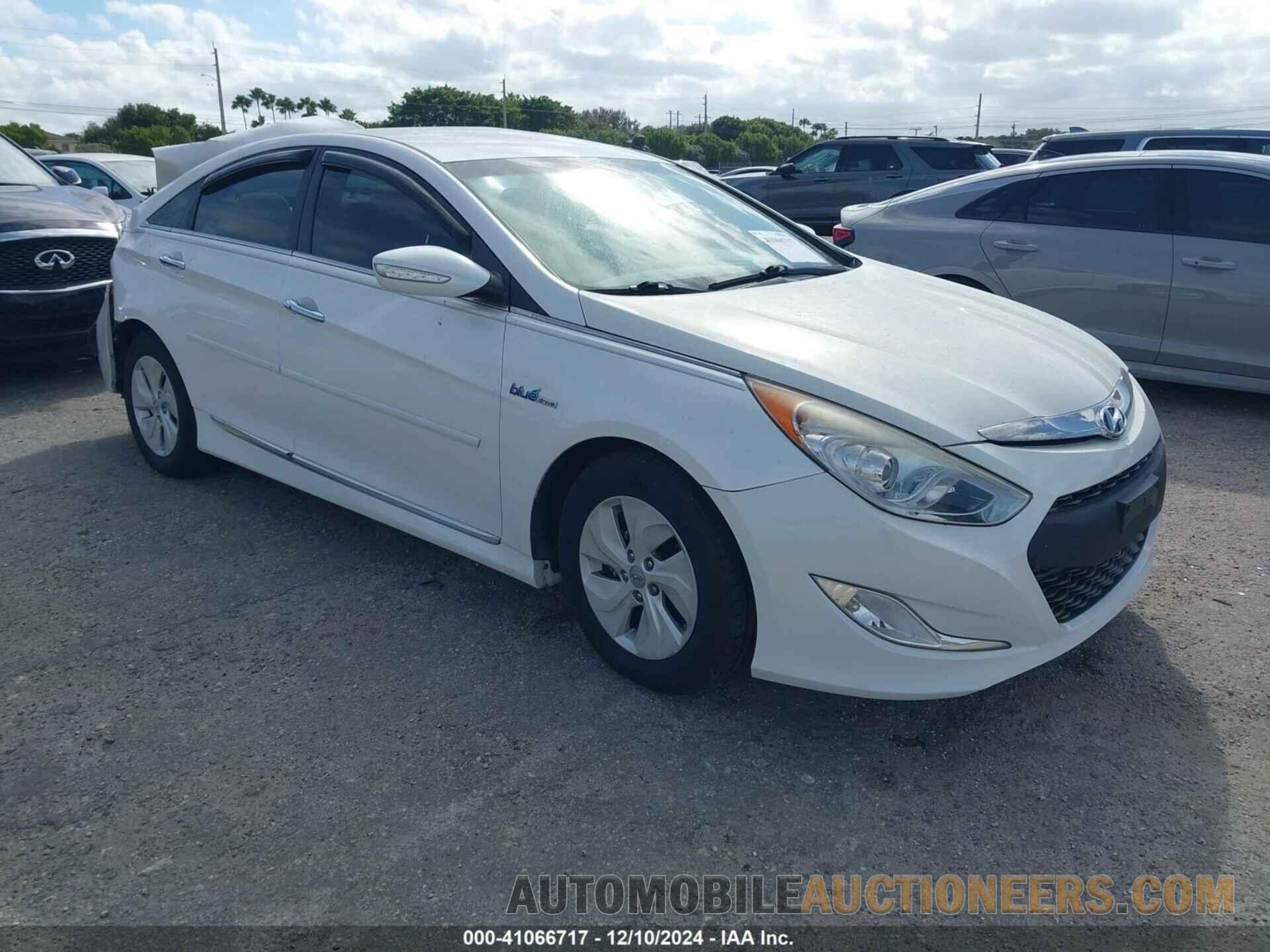 KMHEC4A46FA132782 HYUNDAI SONATA HYBRID 2015